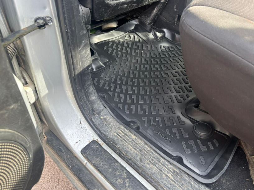 Ssangyong Korando Sport 2010-2019 Uyumlu 4.5D Havuzlu Paspas