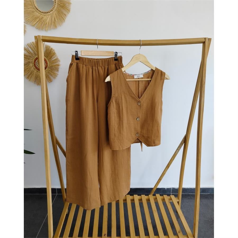 Müslin Düğmeli Camel Yelek