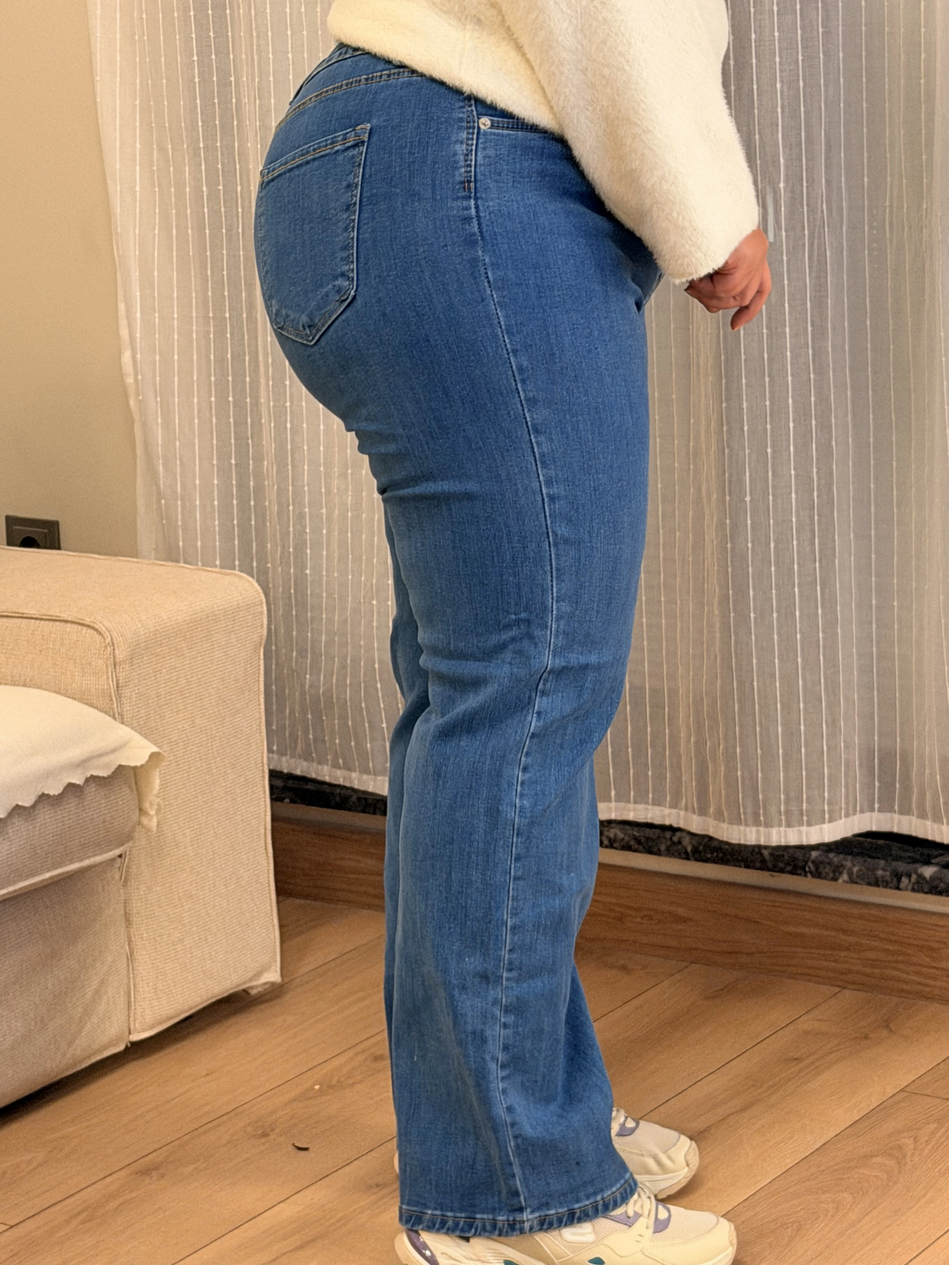 Bel Lastik Detaylı Likralı Boru Paça Kot Pantolon - Mavi