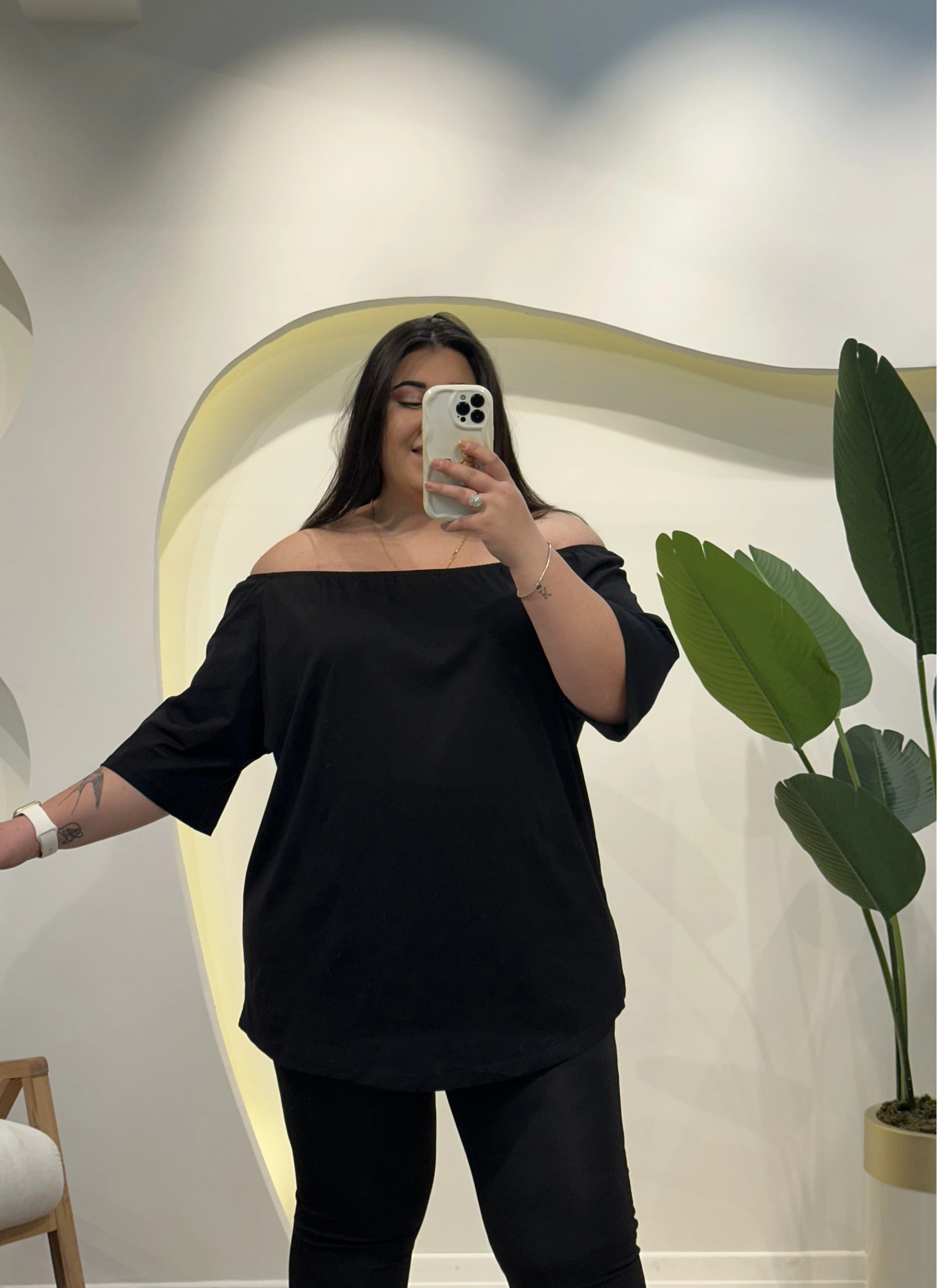 Geniş Kalıp Madonna Yaka Tunik Penye Bluz - Siyah