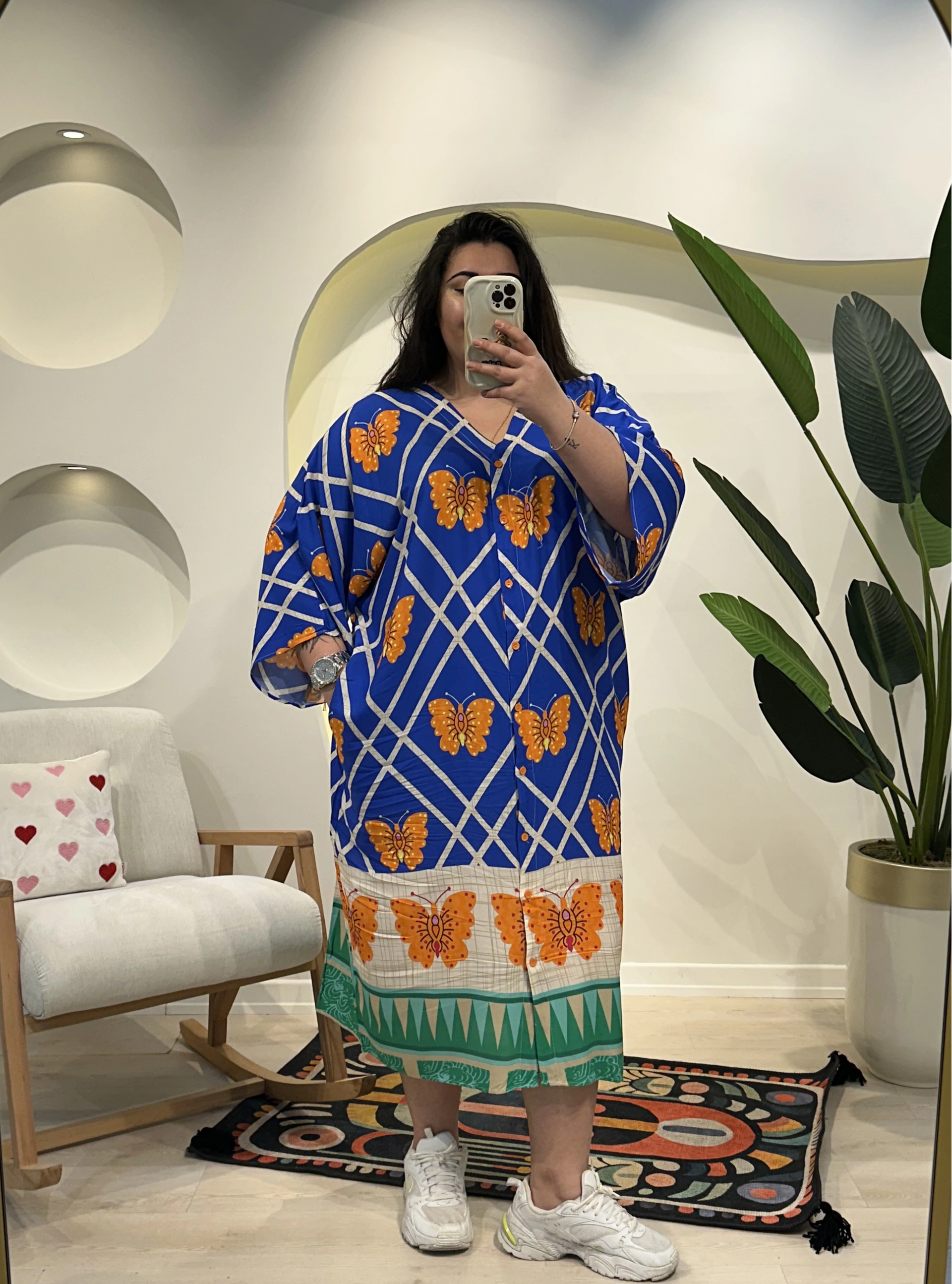 Geniş Kesim Düğme Detaylı Pamuklu Viskon Elbise - Mavi Kelebekli