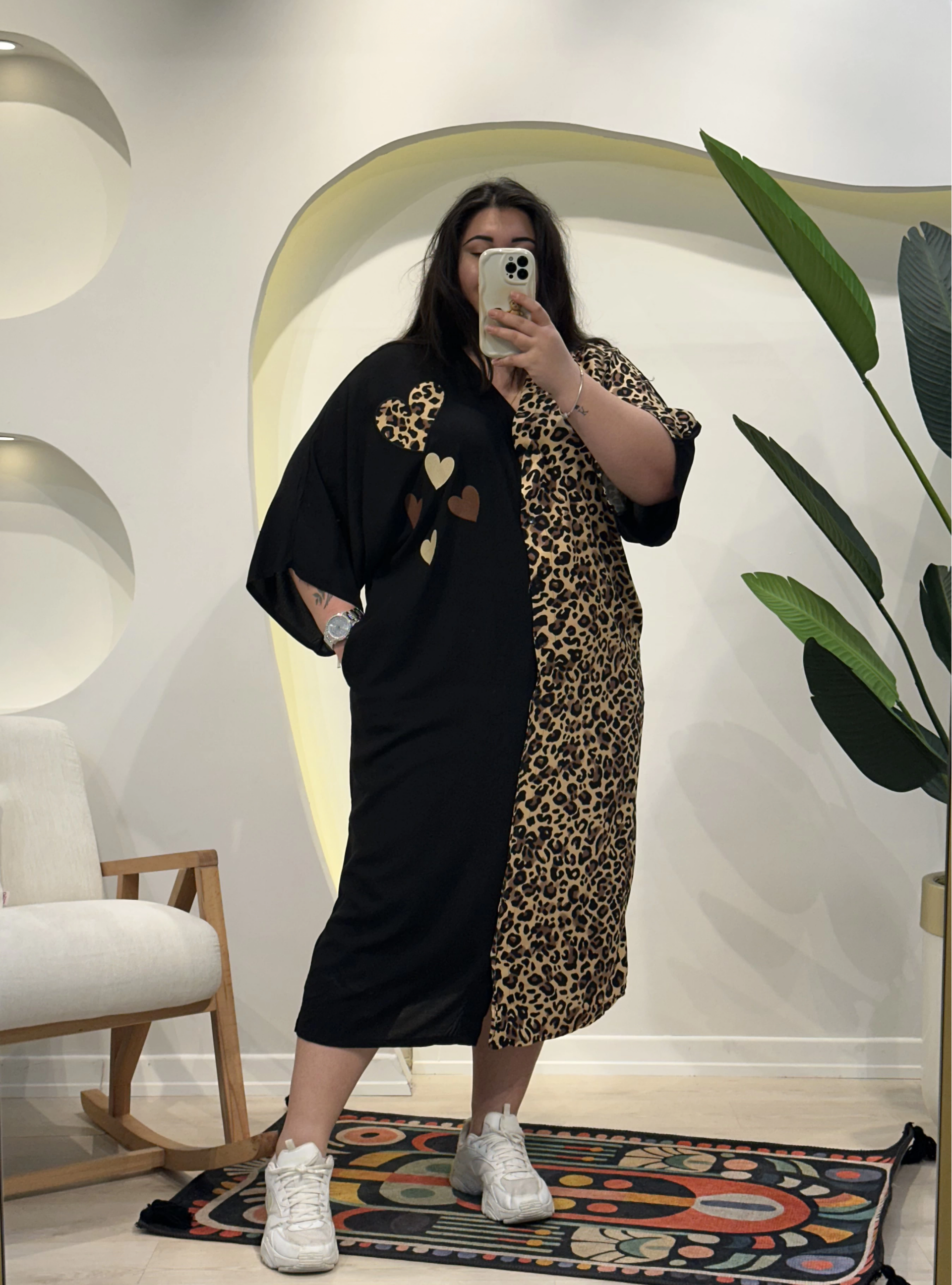 Geniş Kesim Düğme Detaylı Pamuklu Viskon Elbise - Kalpli Leopar