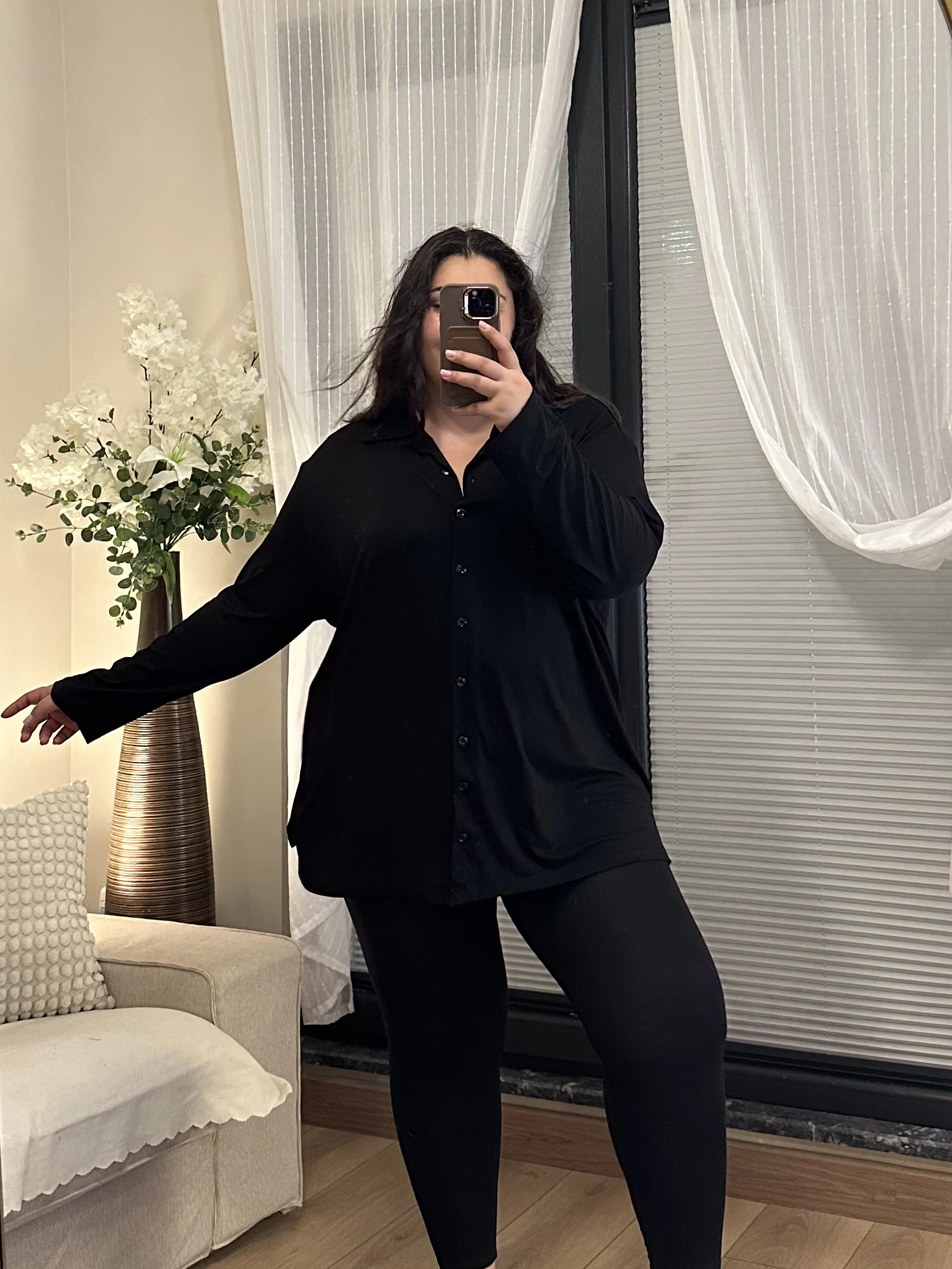 Geniş Kesim Esnek Penye Gömlek - Siyah