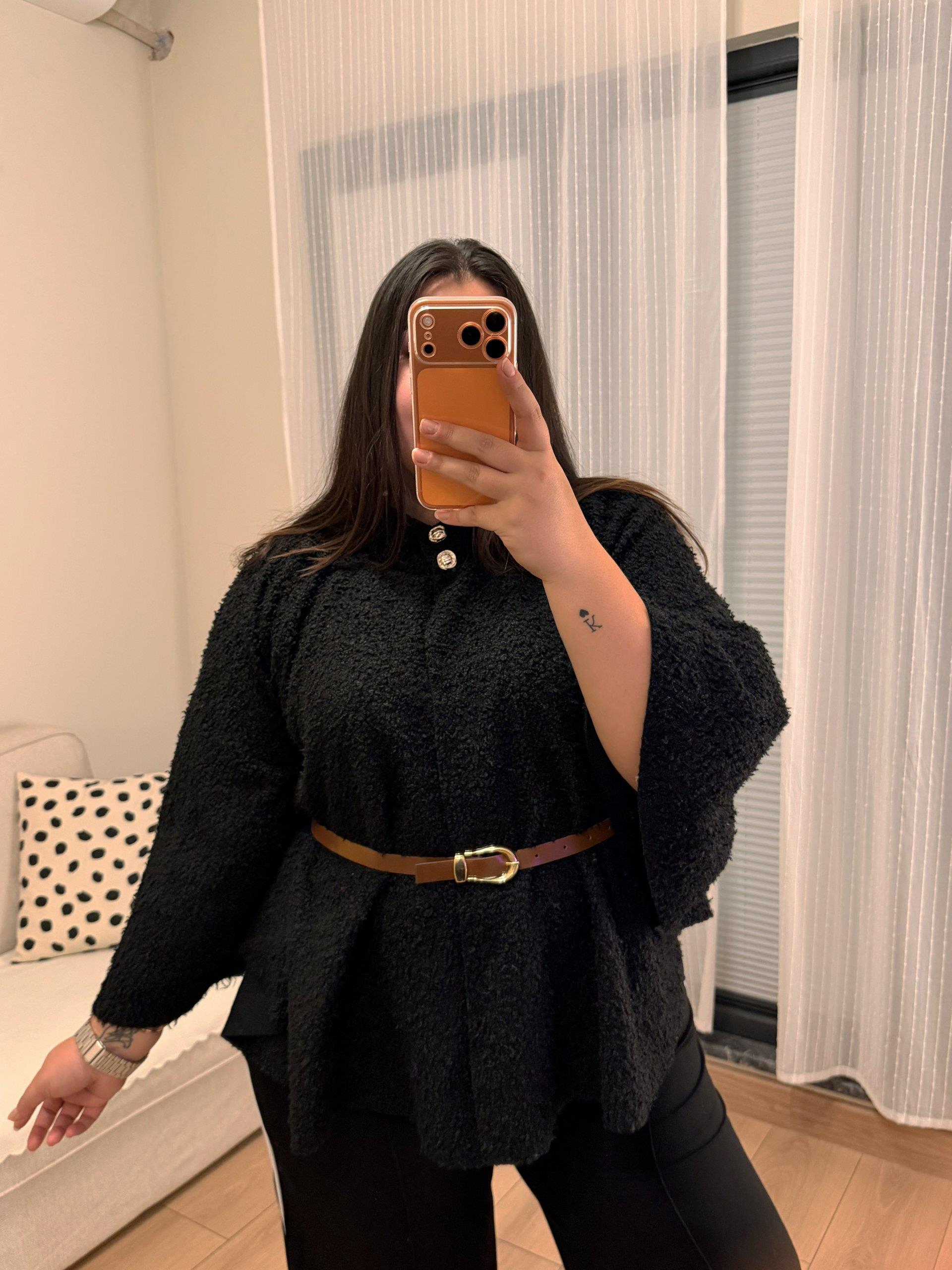 Geniş Kesim Kemerli Buklet Panço - Siyah