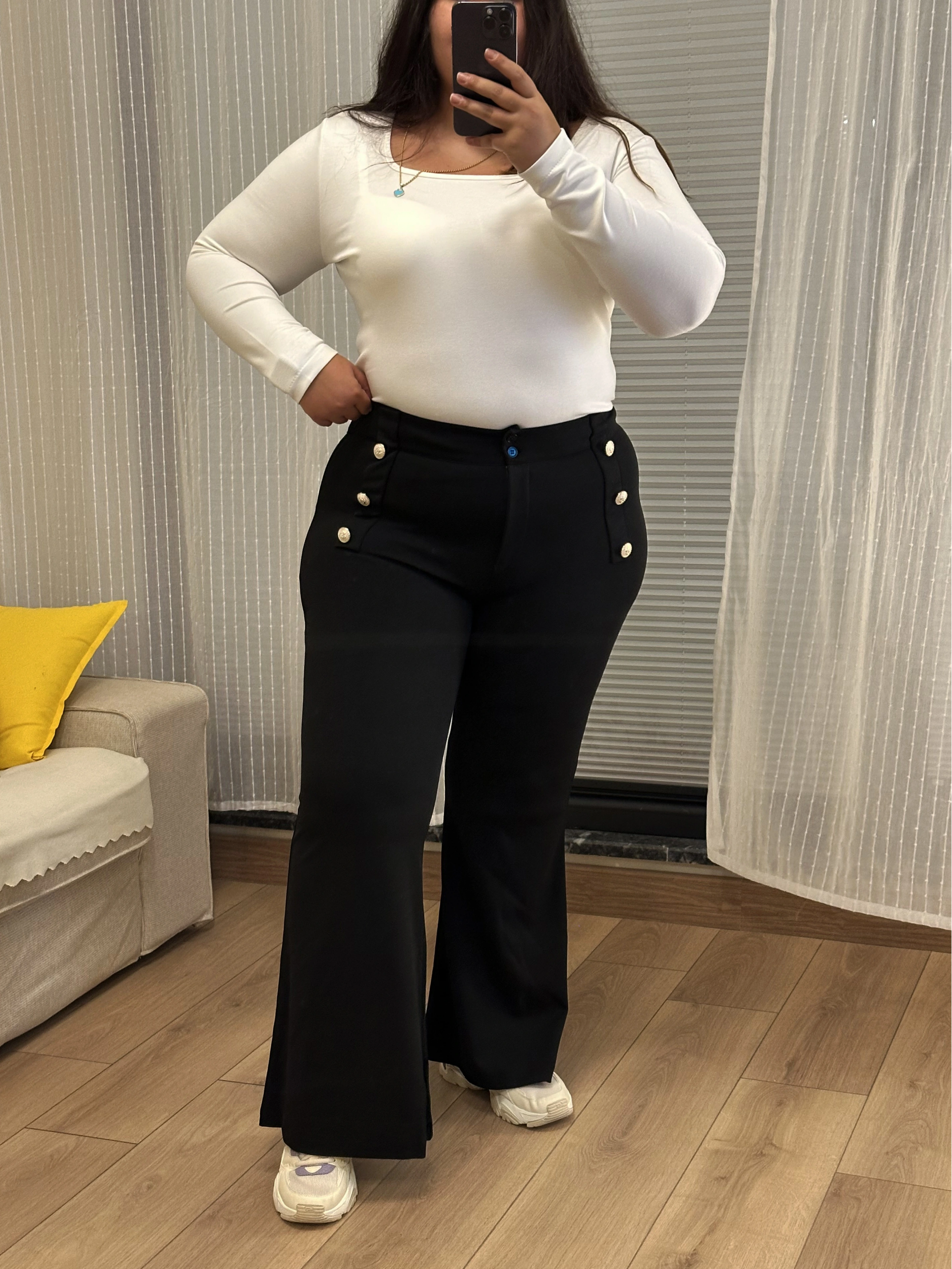 İspanyol Paça Düğme Detaylı Esnek Pantolon - Siyah