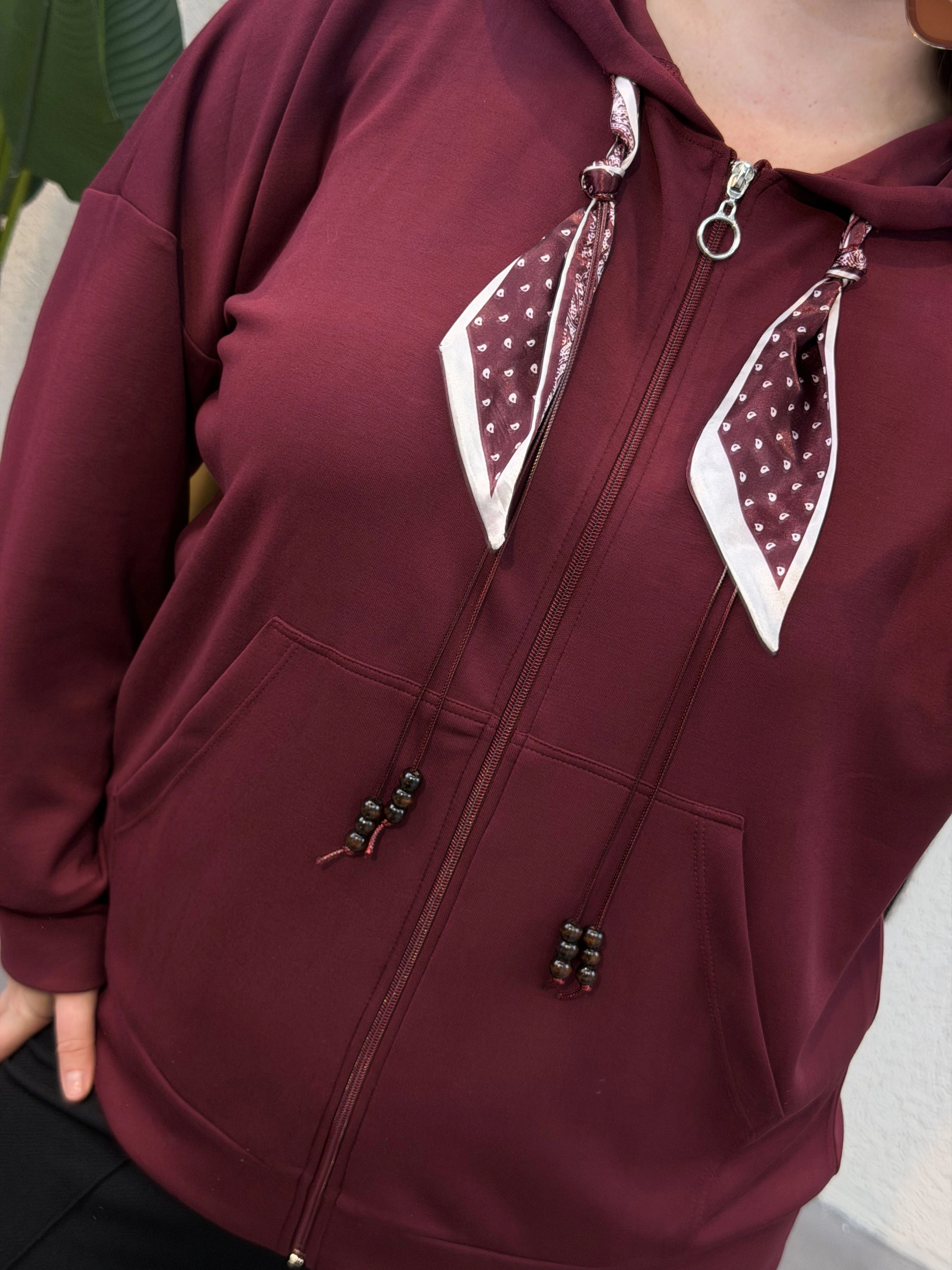 Kapüşonlu Fular Detaylı Fermuarlı Modal Hırka - Bordo