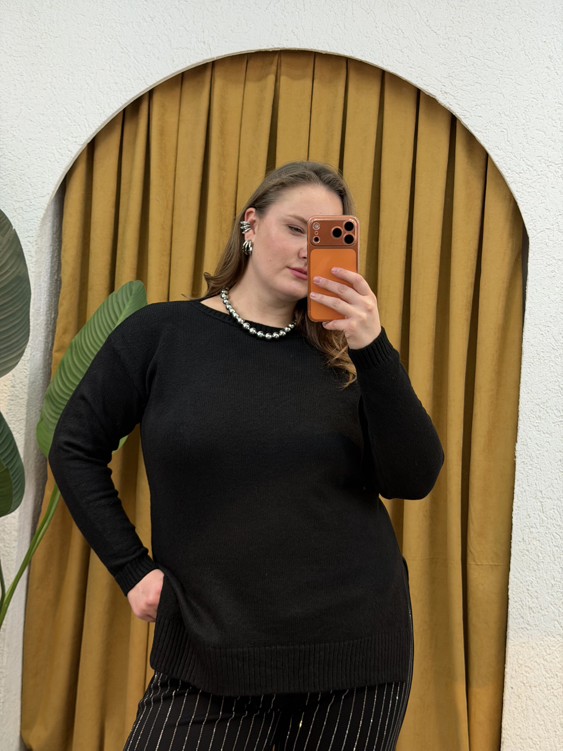 Kayık Yaka Oversize Kazak - Siyah