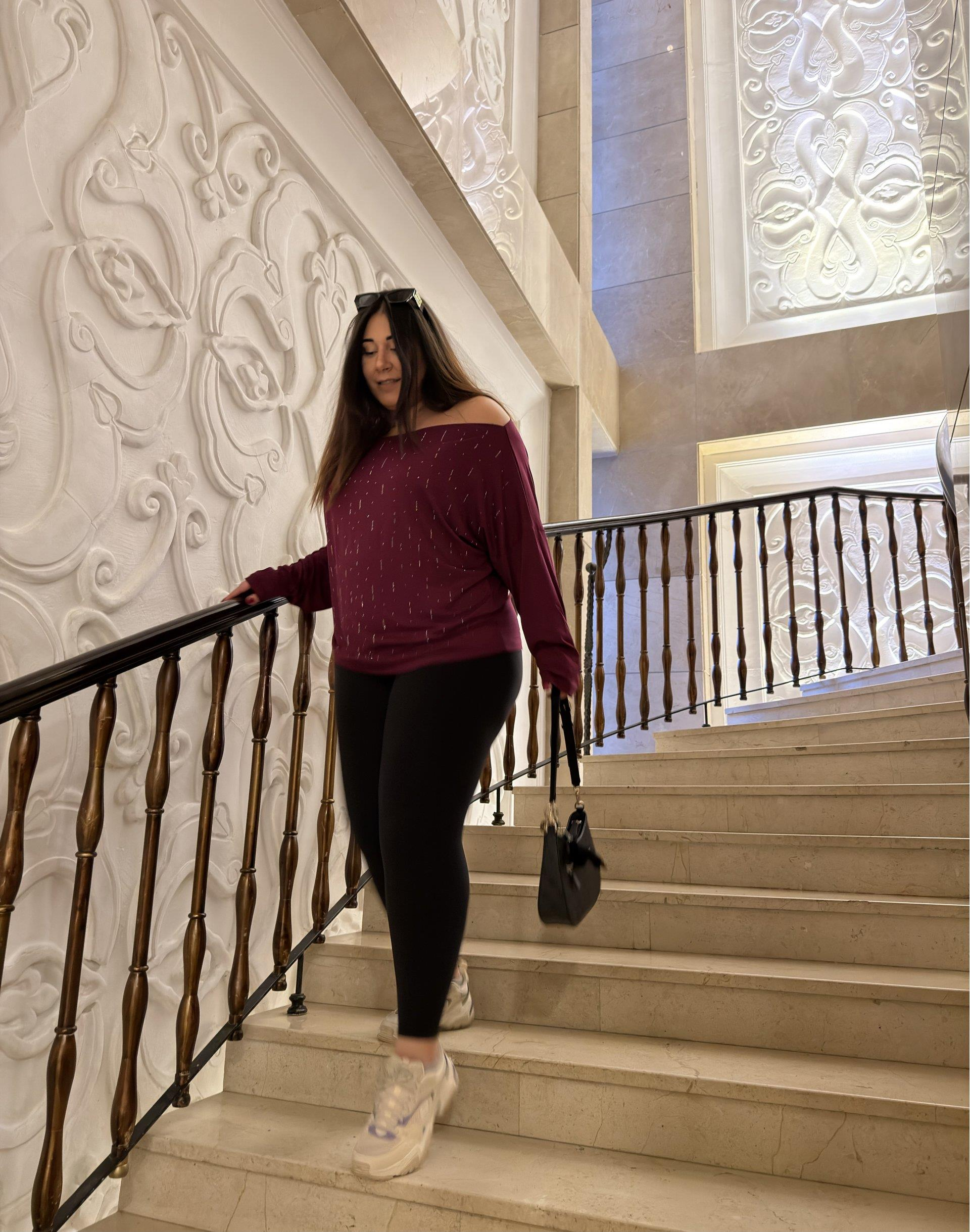 Kayık Yaka Taşlı Modal Bluz - Mürdüm