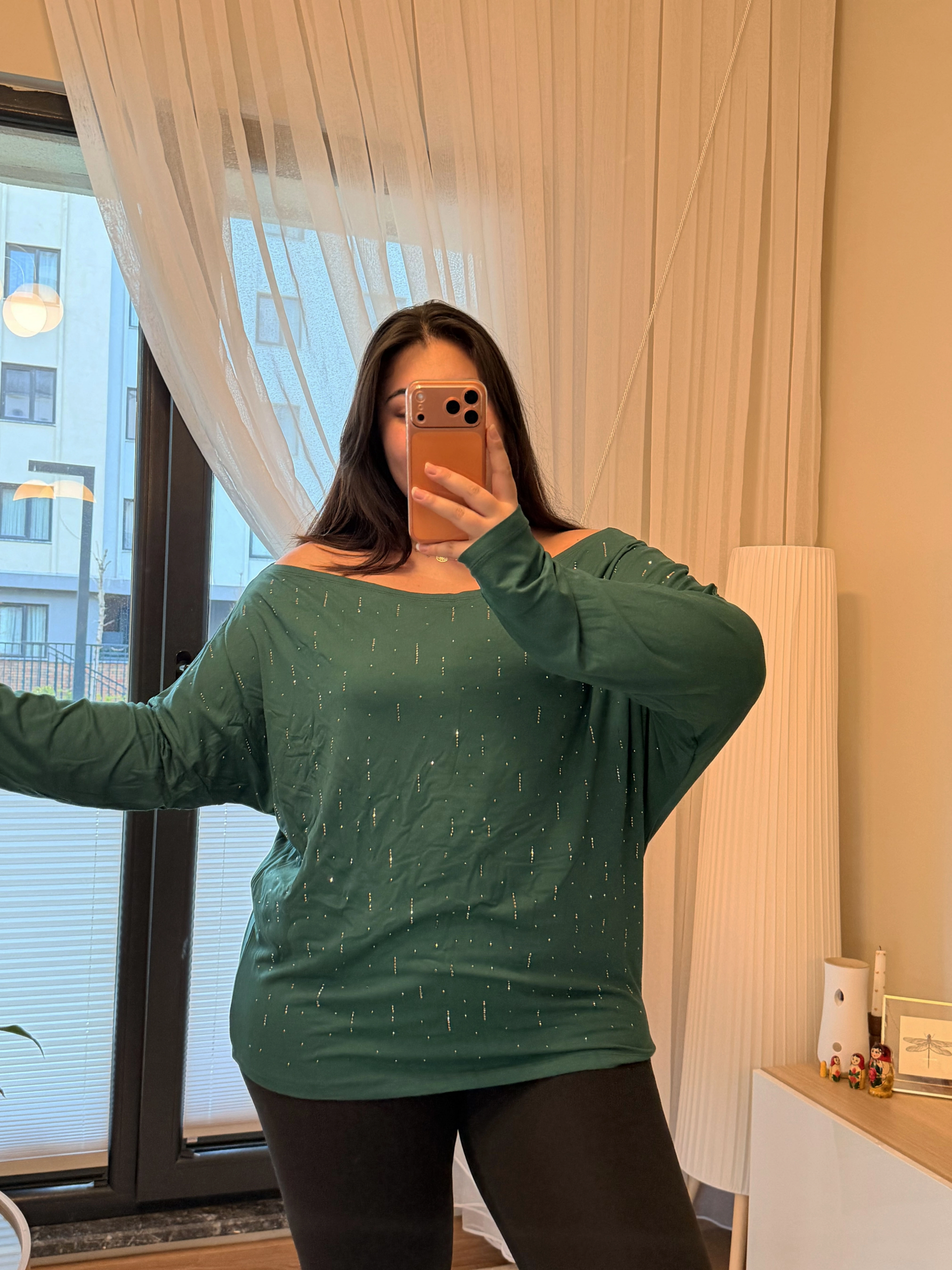 Kayık Yaka Taşlı Modal Bluz - Zümrüt