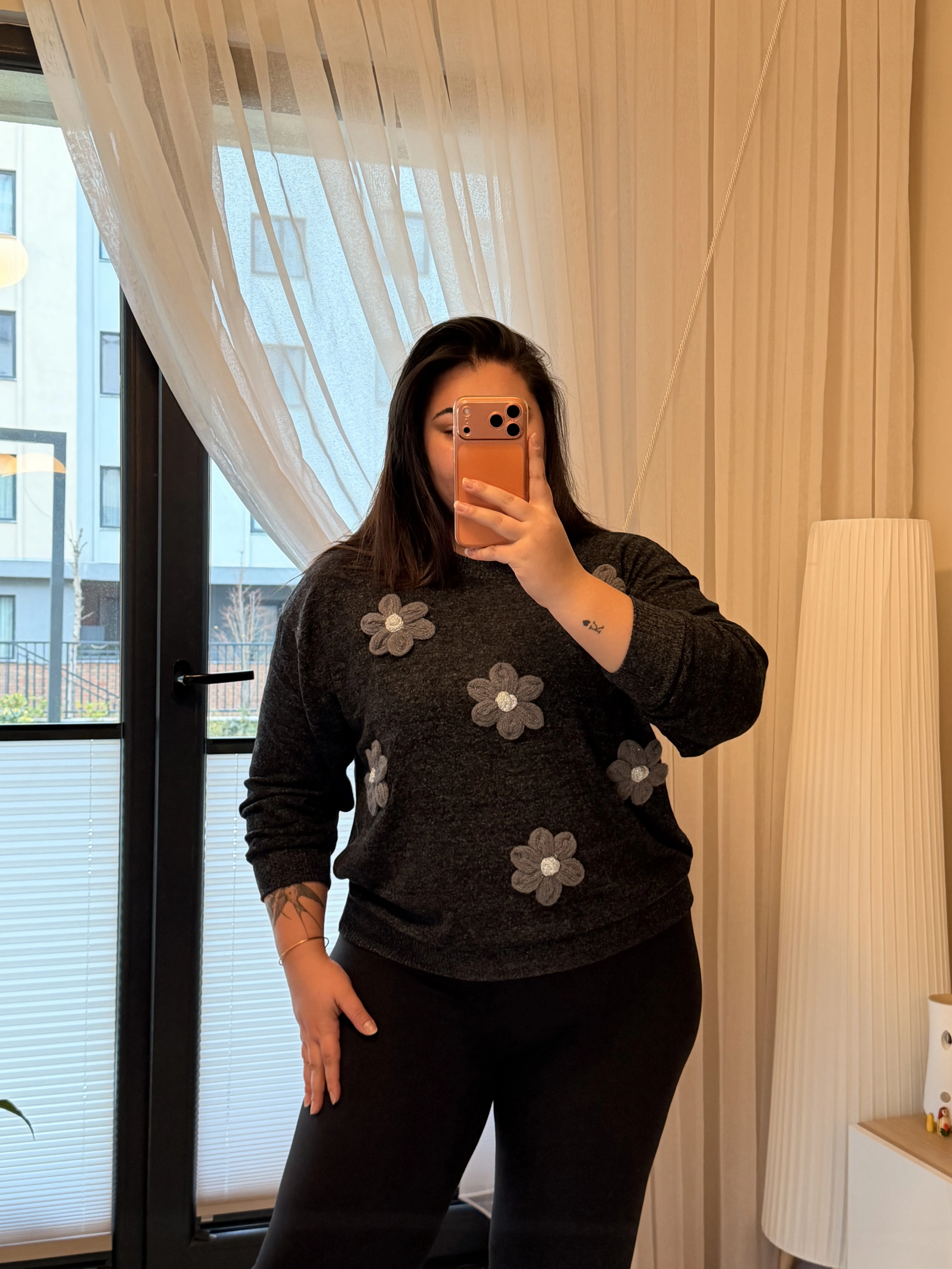 Papatya Detaylı Yumoş Sweat - Antrasit