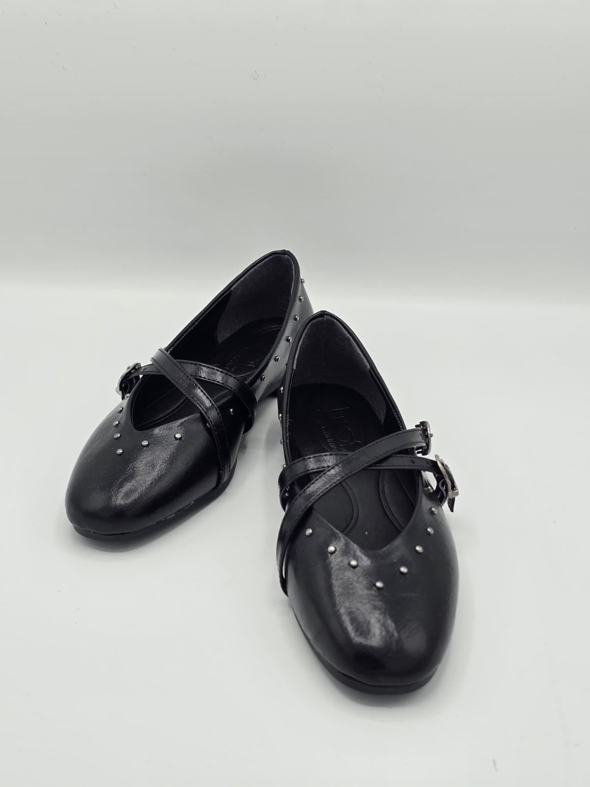  luvestashoes çift tokalı zımba detaylı babet