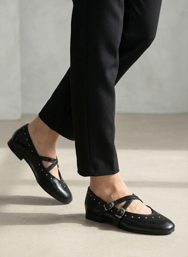 luvestashoes çift tokalı zımba detaylı babet