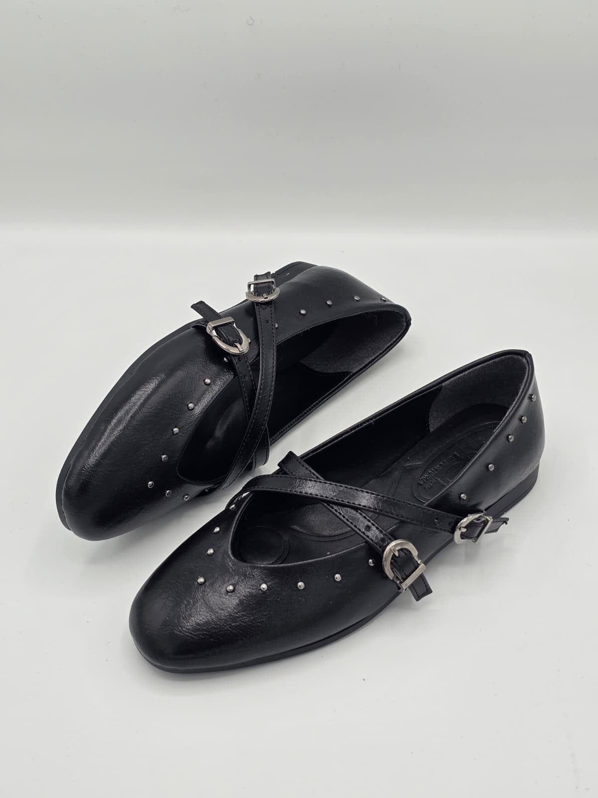  luvestashoes çift tokalı zımba detaylı babet