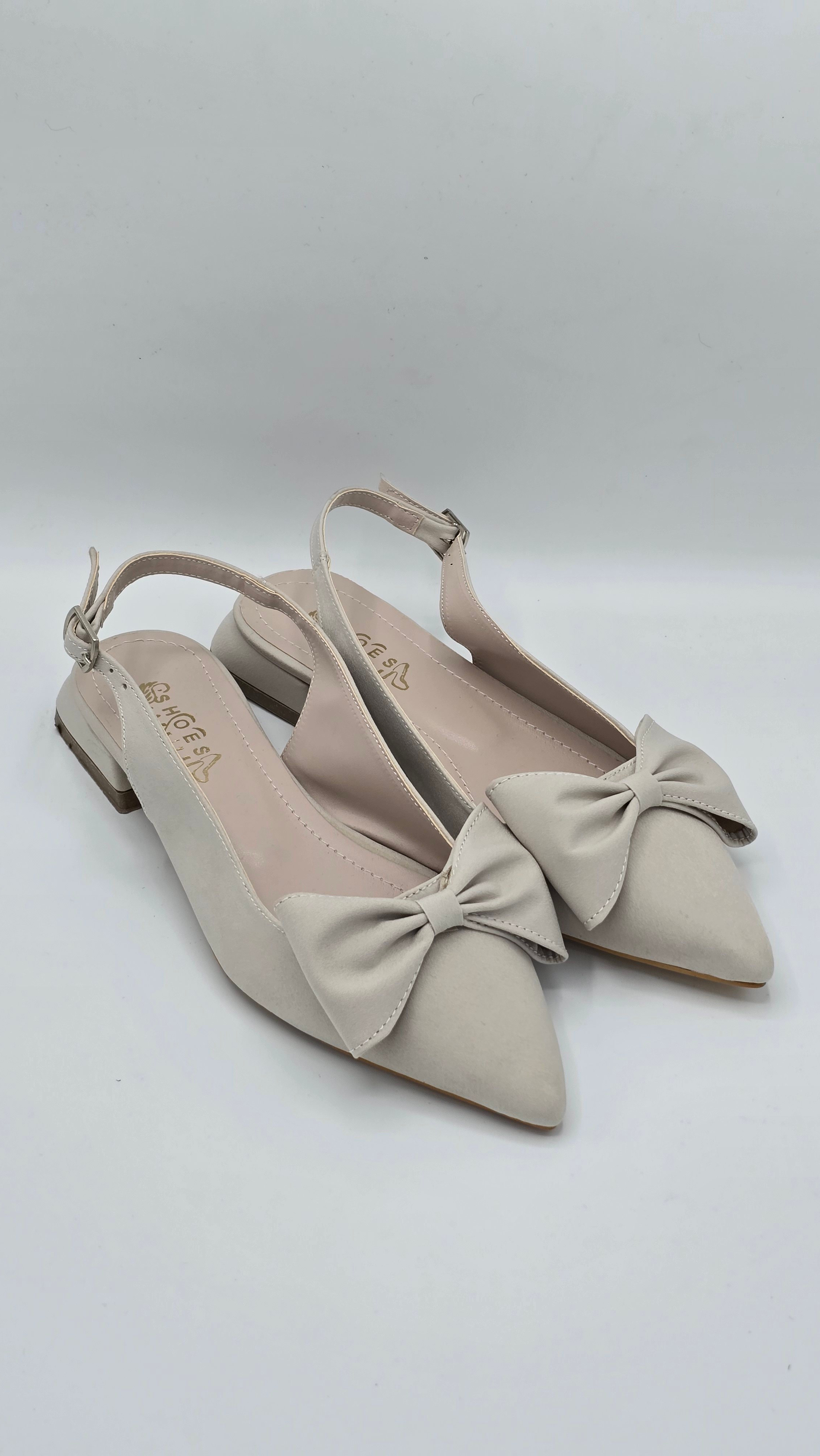  Luvestashoes Krem Fiyonk Detaylı Zarif Ortopedik Babet