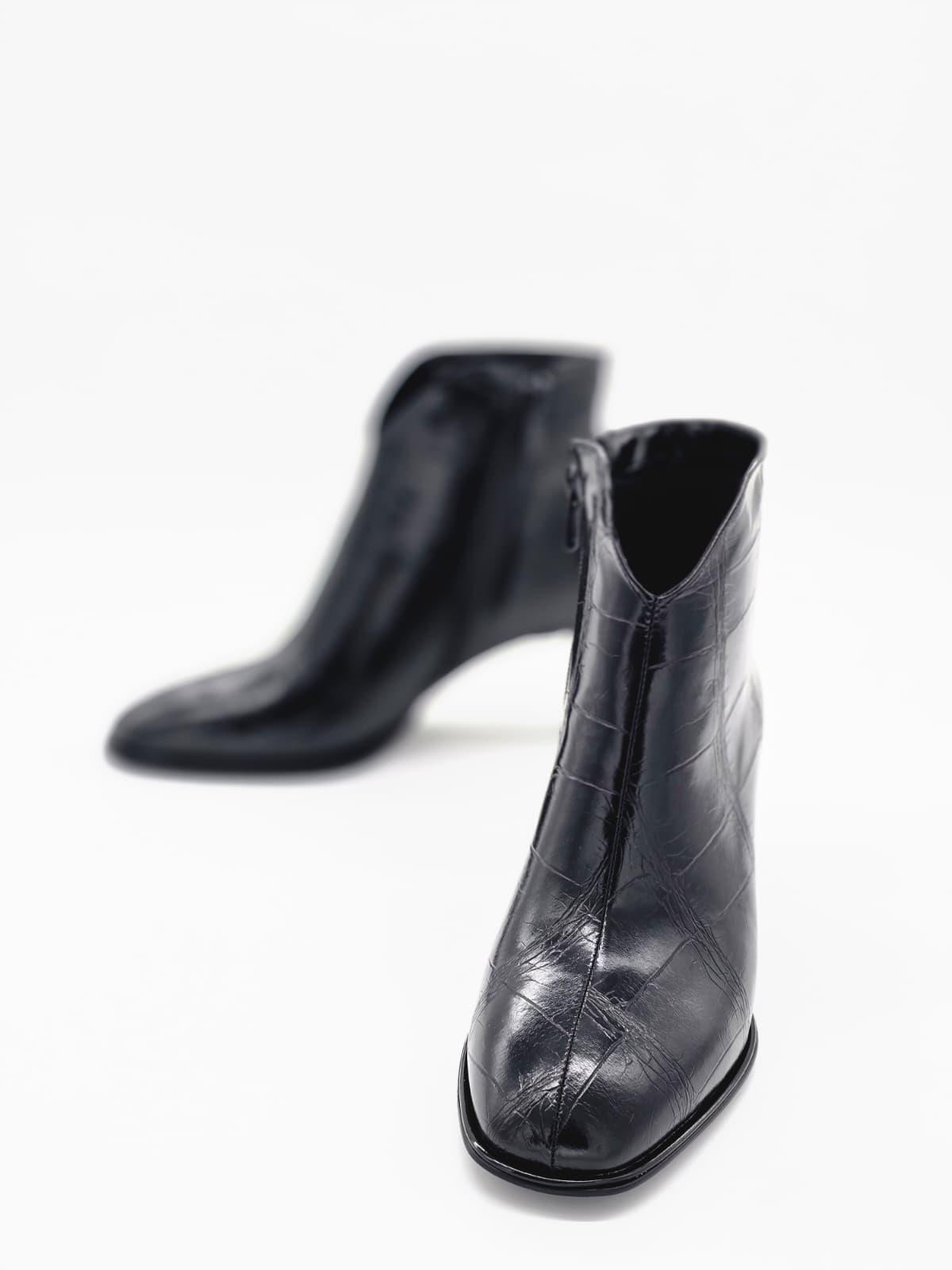 croco-elegance-ince-topuklu-bot-siyah-15c7b4.jpeg