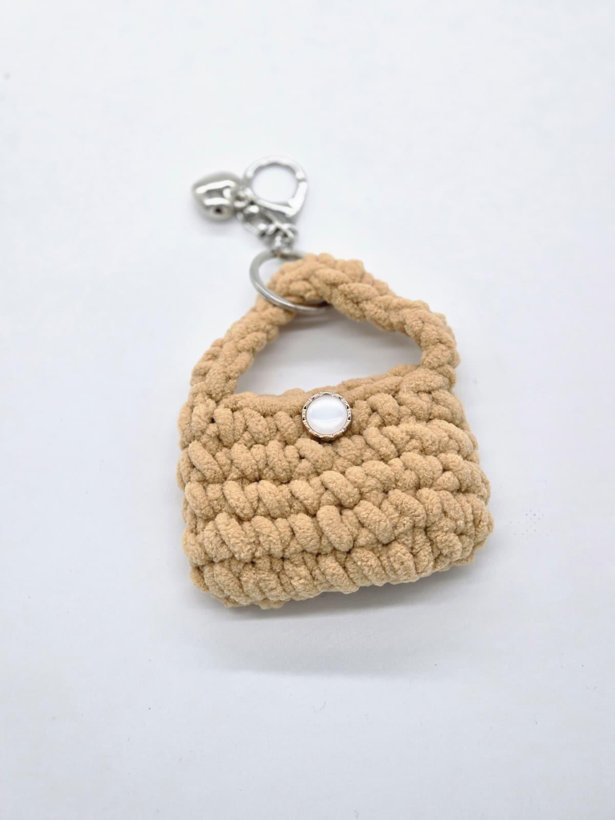 krem-pelus-mini-canta-formlu-charm-ana-30b-87.jpeg