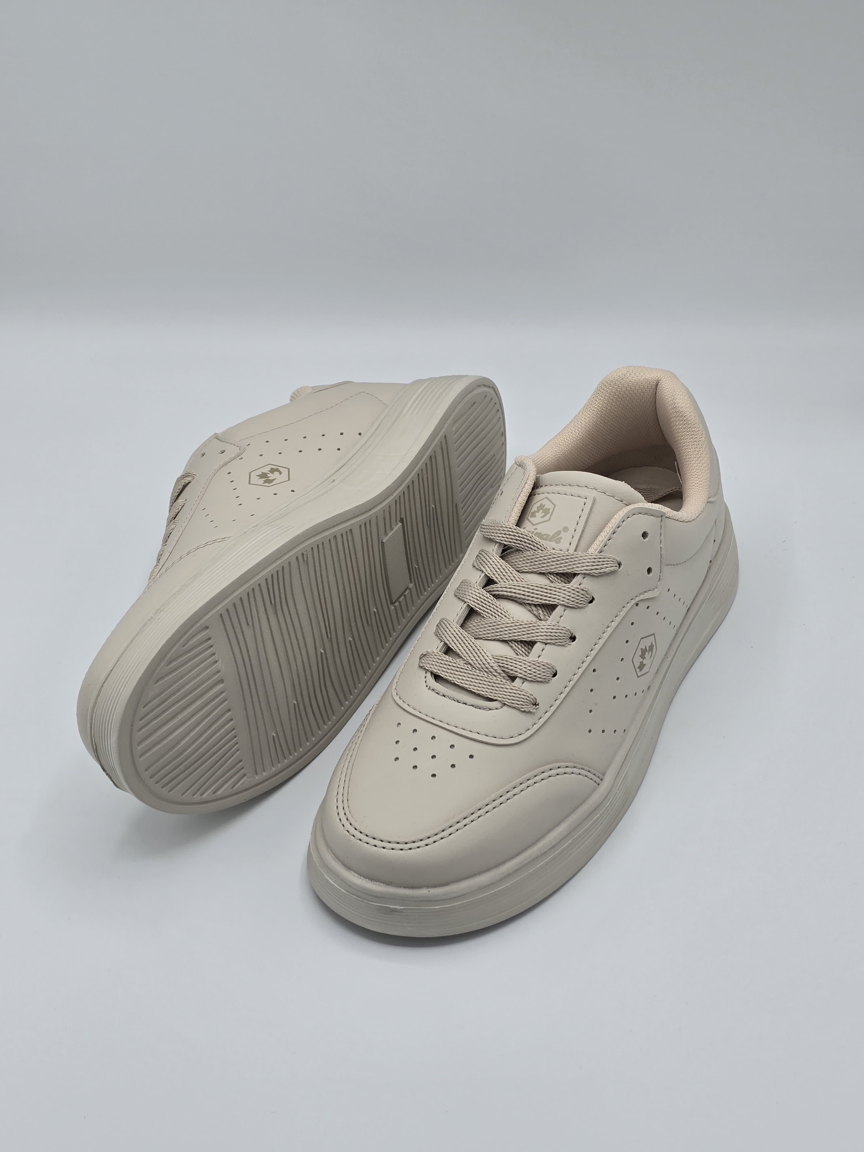 Luvesta Düz Desenli Sneaker Bej