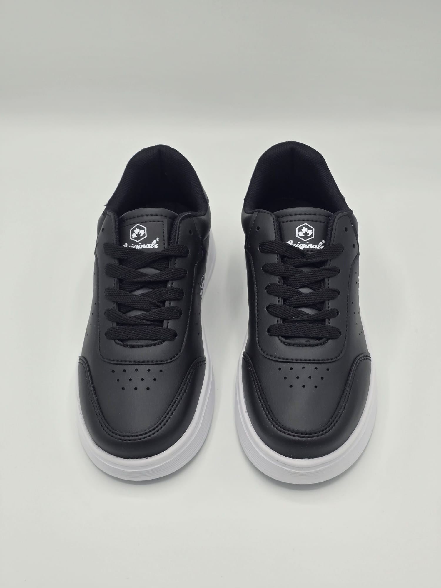 Luvesta Düz Desenli Sneaker Siyah
