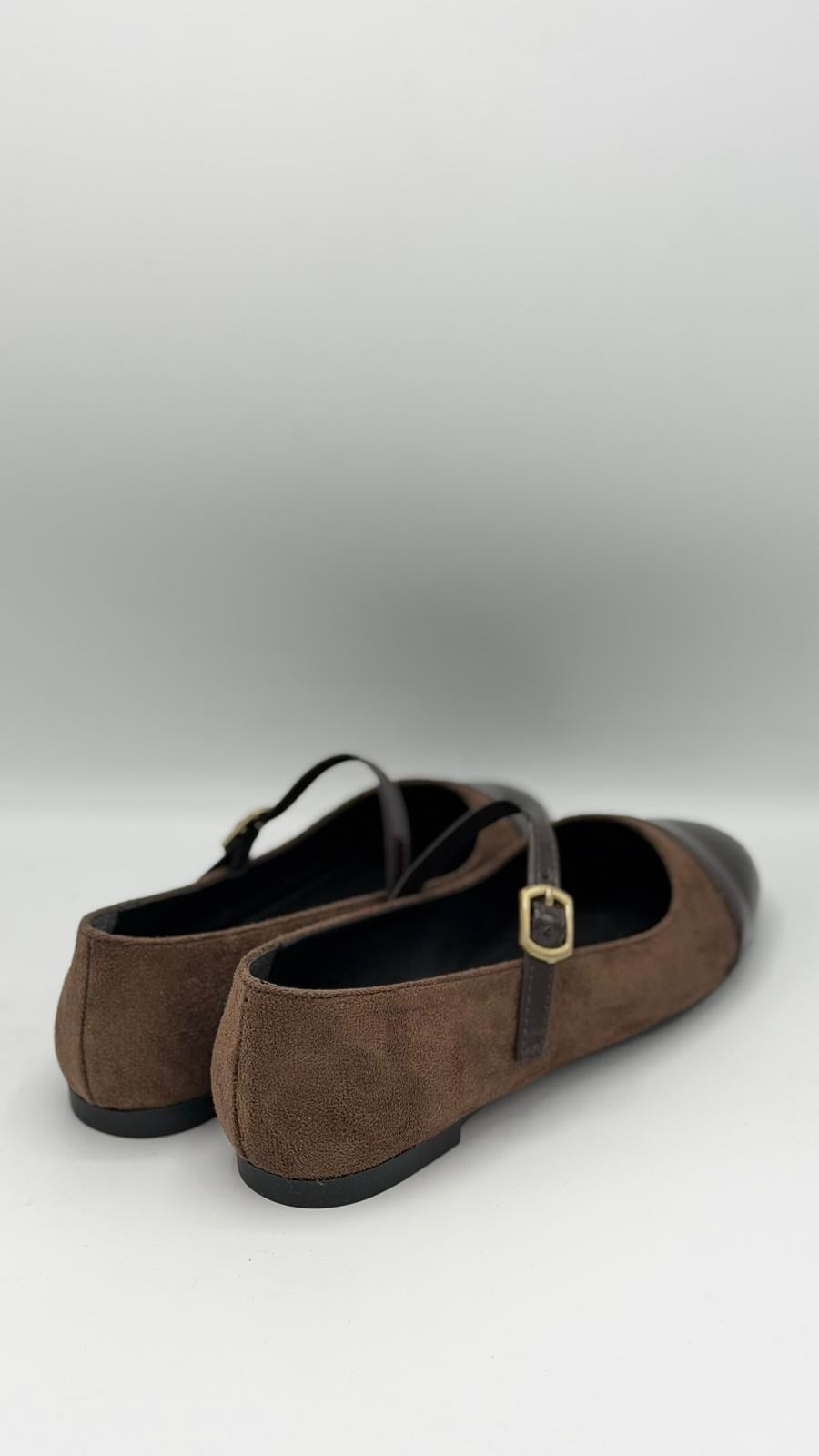 LUVESTASHOES ACI KAHVE BURUN RUGAN DETAYLI SÜET BABET