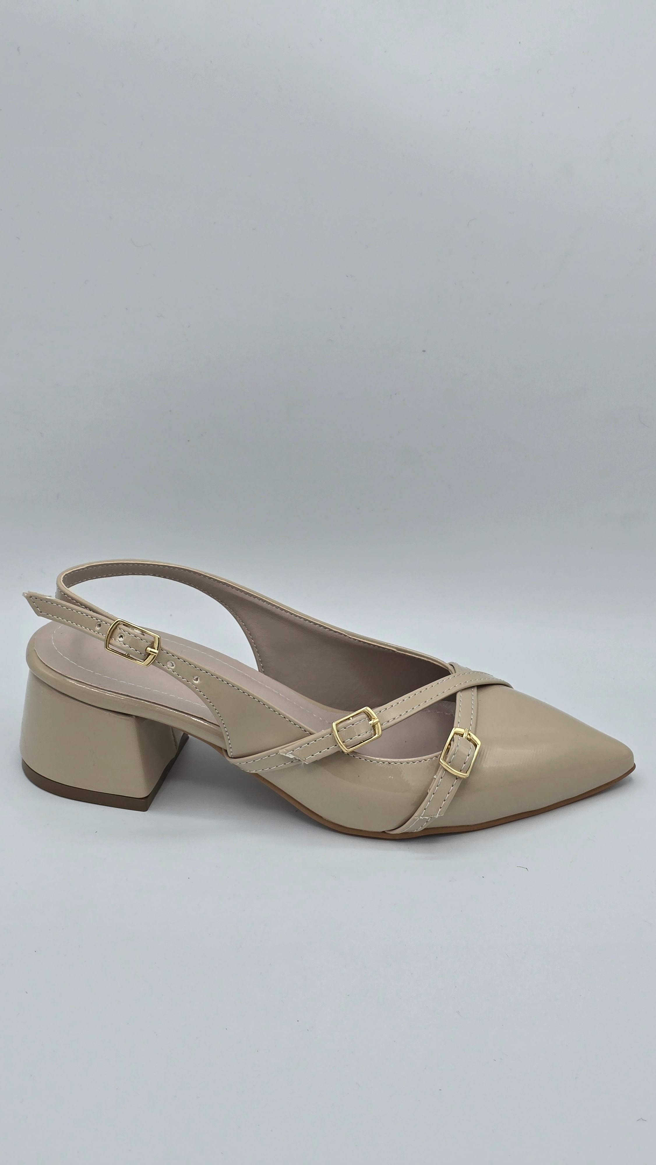 luvestashoes açık topuklu toka detaylı rugan stiletto bej