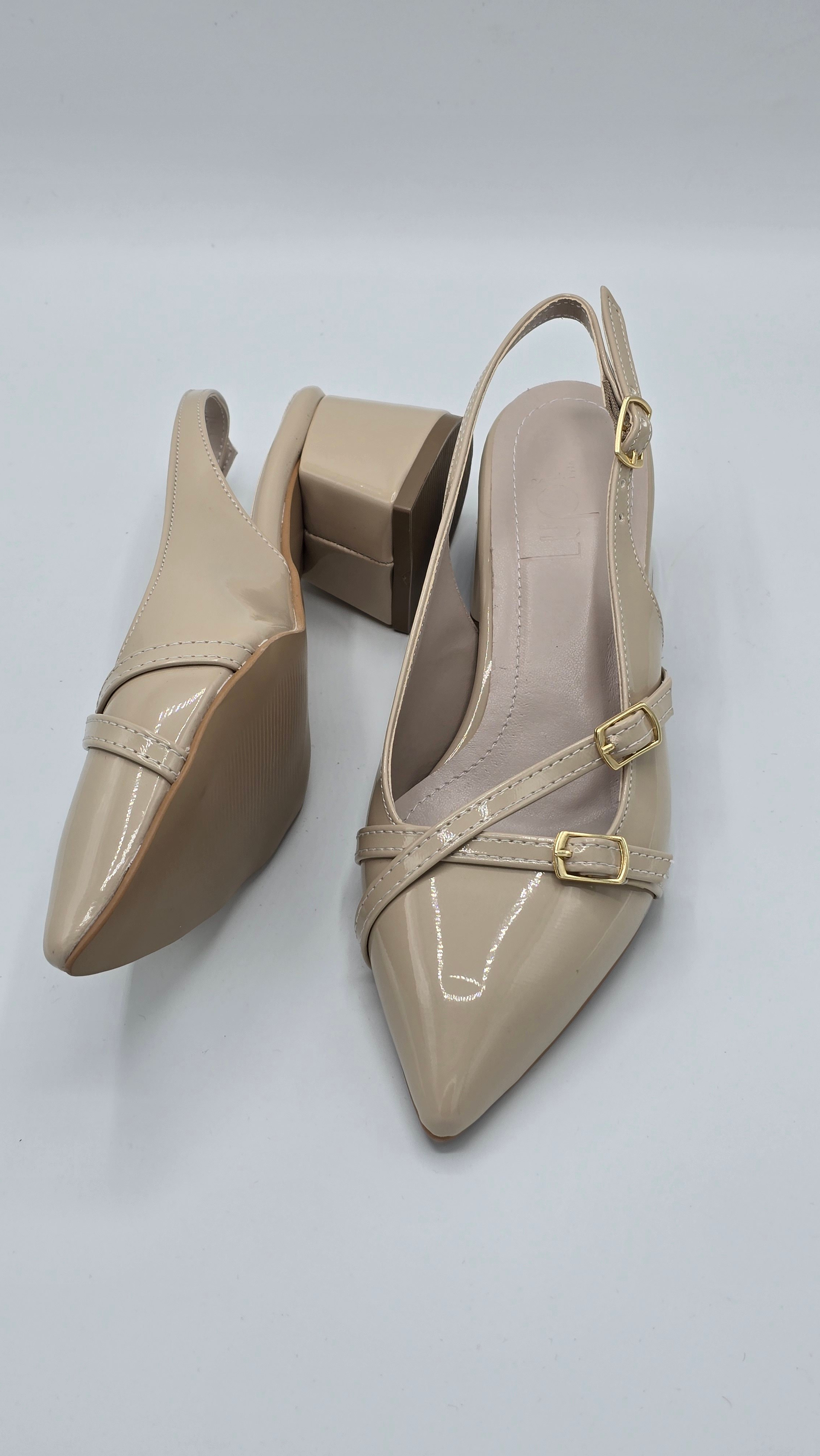 luvestashoes açık topuklu toka detaylı rugan stiletto bej
