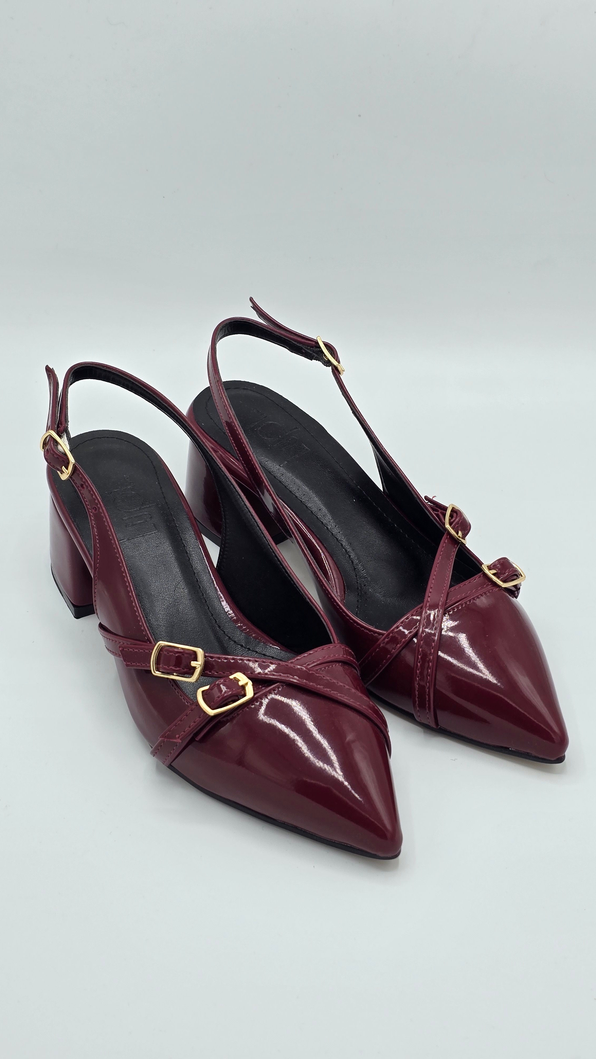 luvestashoes açık topuklu toka detaylı rugan stiletto bordo