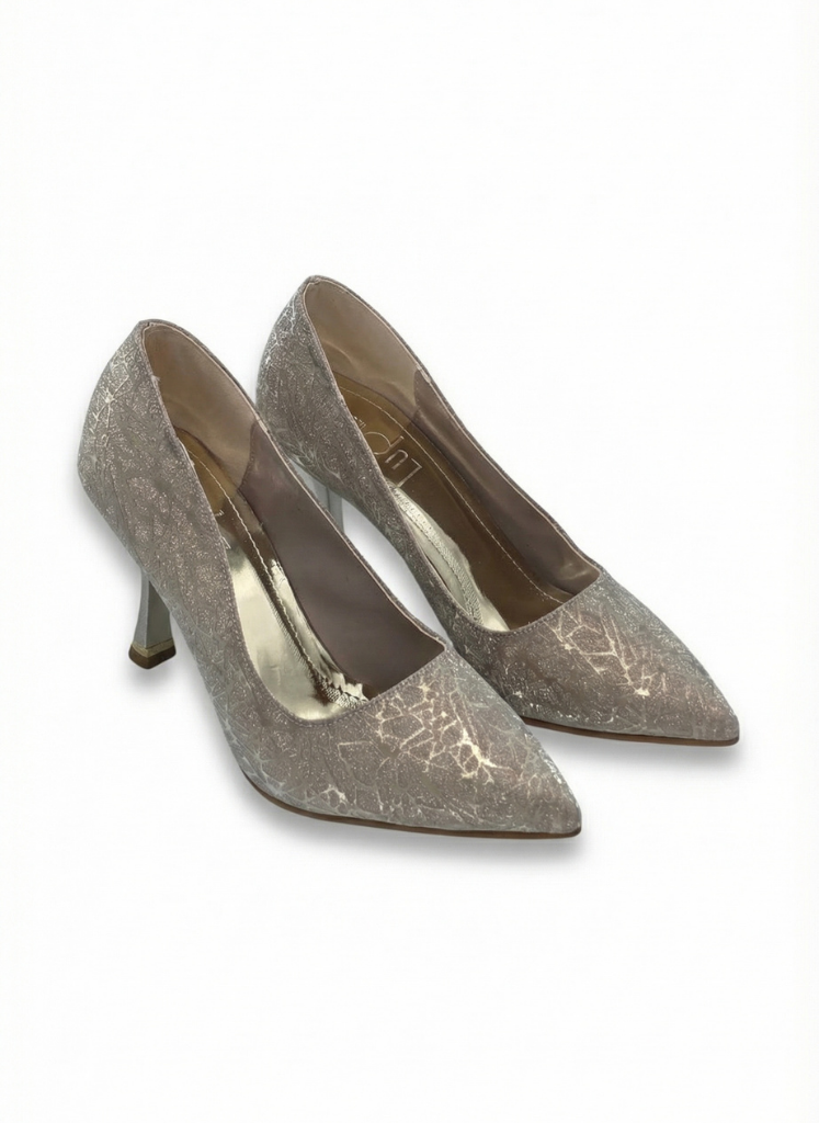 Luvestashoes Altın Işıltılı Nakışlı Ortopedik Stiletto