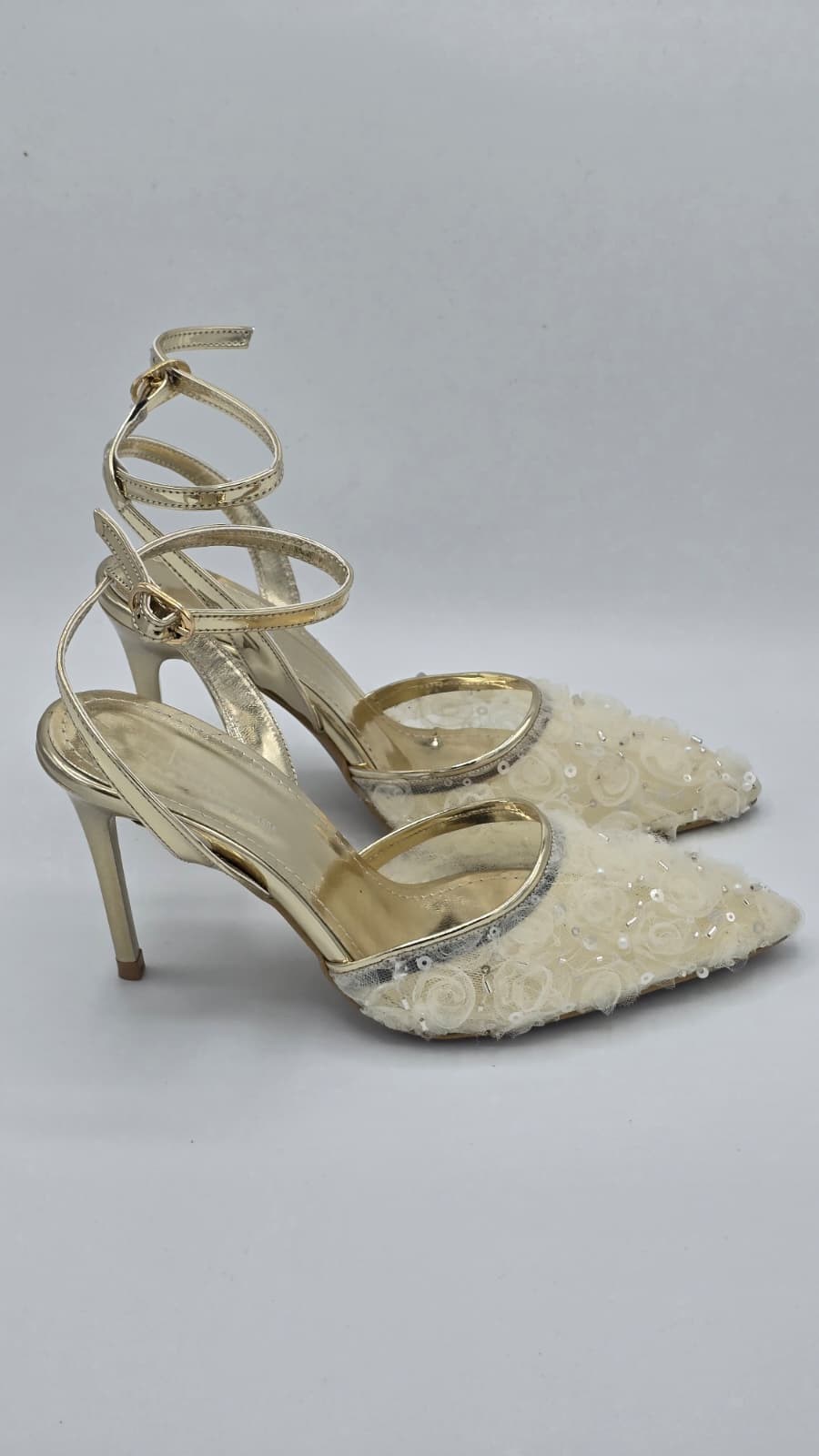 Luvestashoes Altın Parıltılı Nakış Detaylı Ortopedik Stiletto