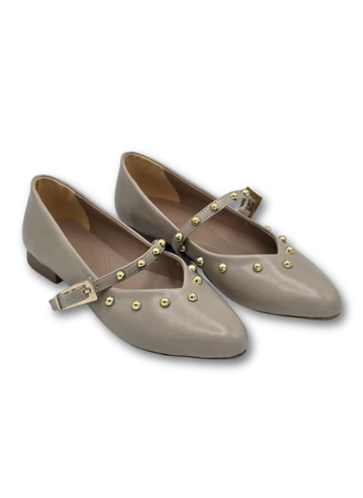 Luvestashoes Bej Metal Zımba Detaylı Tokalı Babet