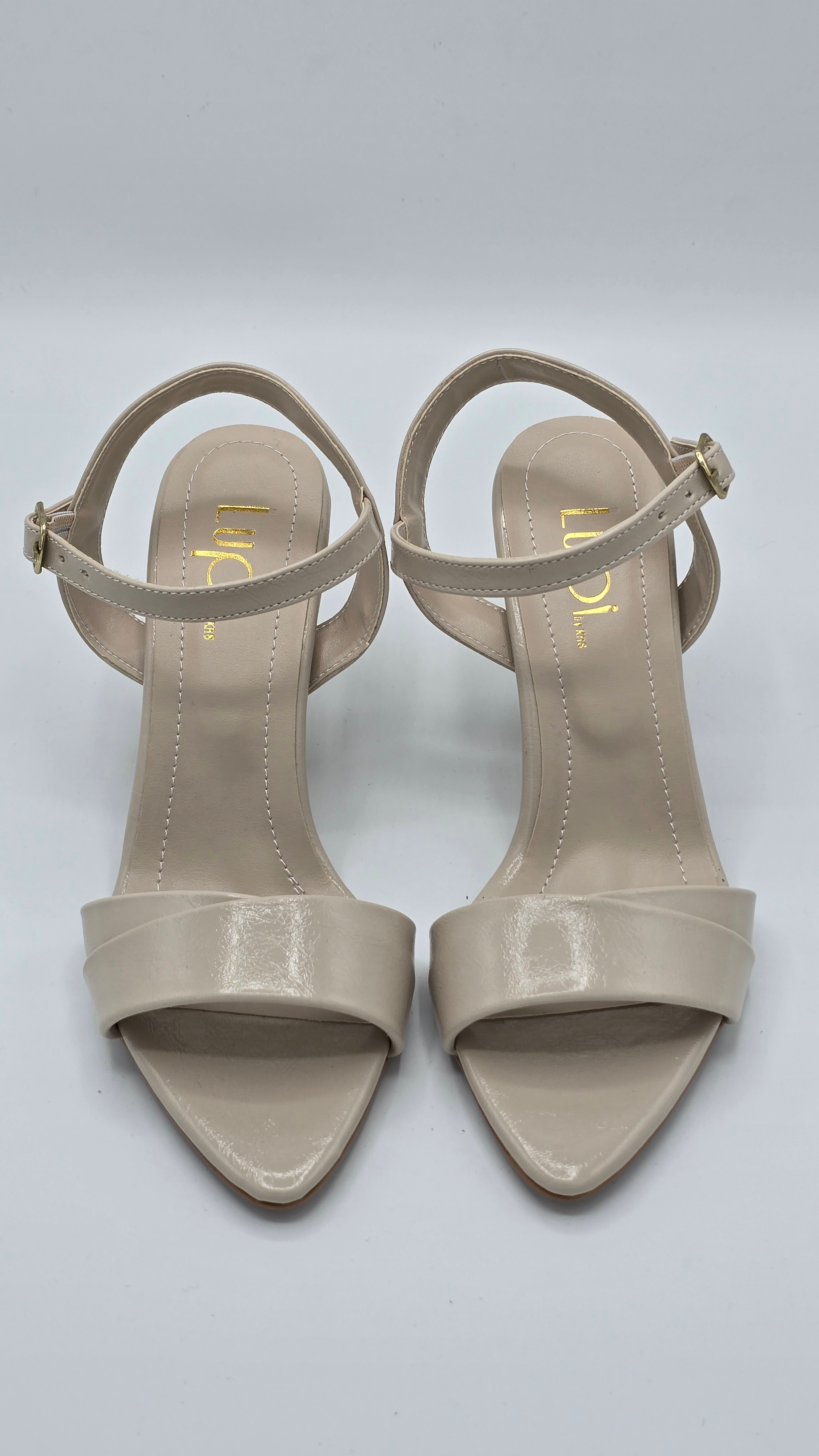 Luvestashoes Bej Tek Bantlı İnce Topuk Stiletto