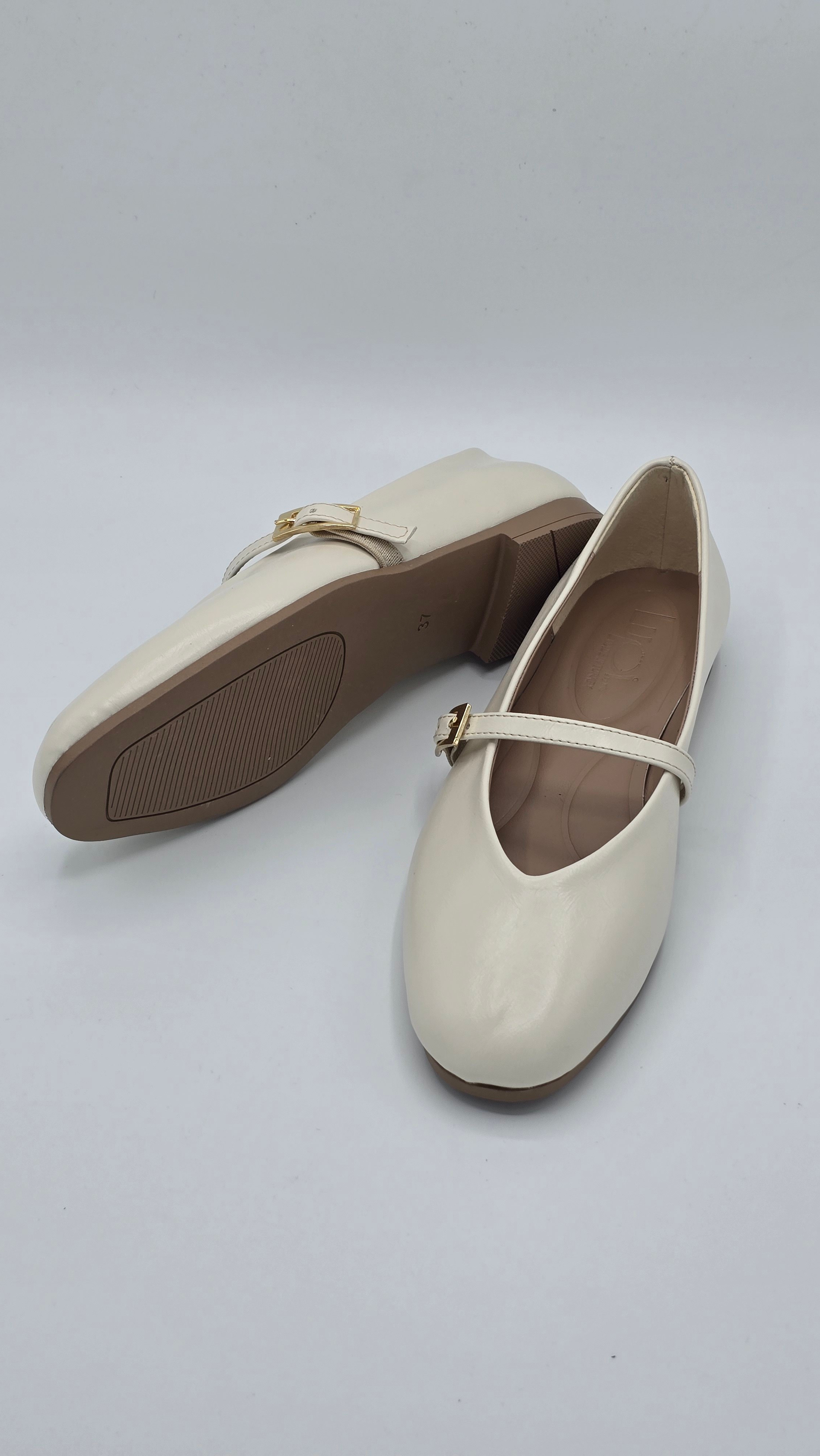 Luvestashoes Bej Tek Tokalı Klasik Babet
