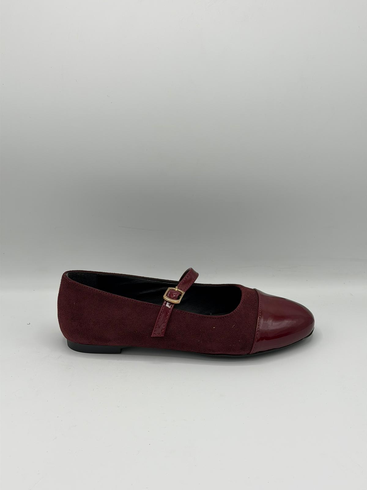 LUVESTASHOES BORDO BURUN RUGAN DETAYLI SÜET BABET