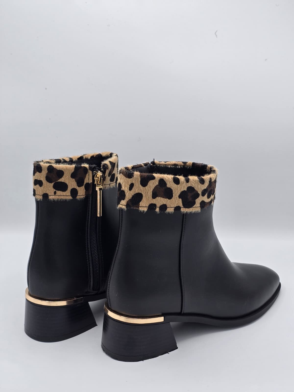 luvestashoes fermuarlı bilek Leopar detaylı bot
