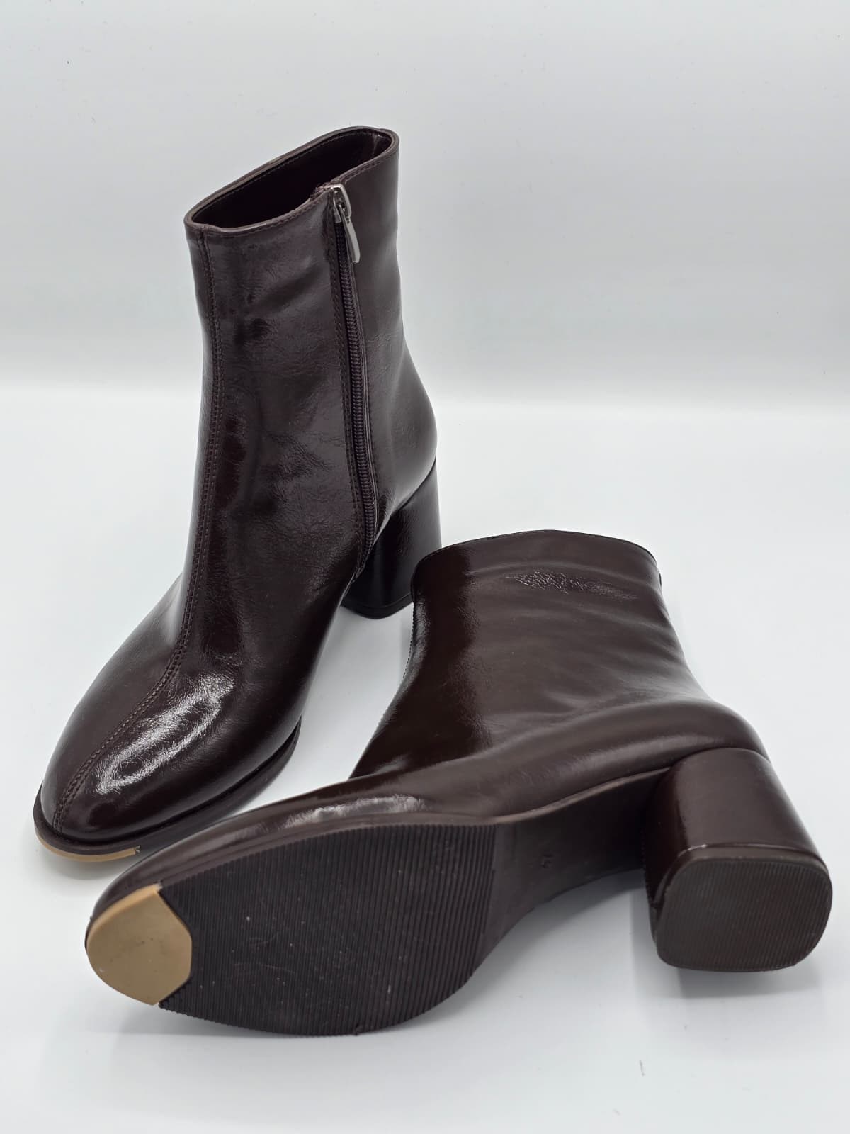 luvestashoes fermuarlı burun detaylı rugan bot acı kahve