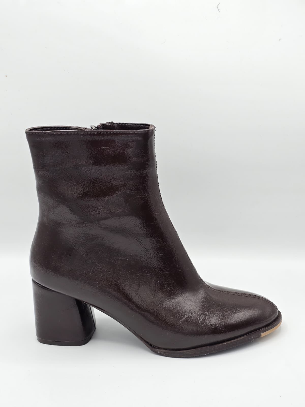 luvestashoes fermuarlı burun detaylı rugan bot acı kahve