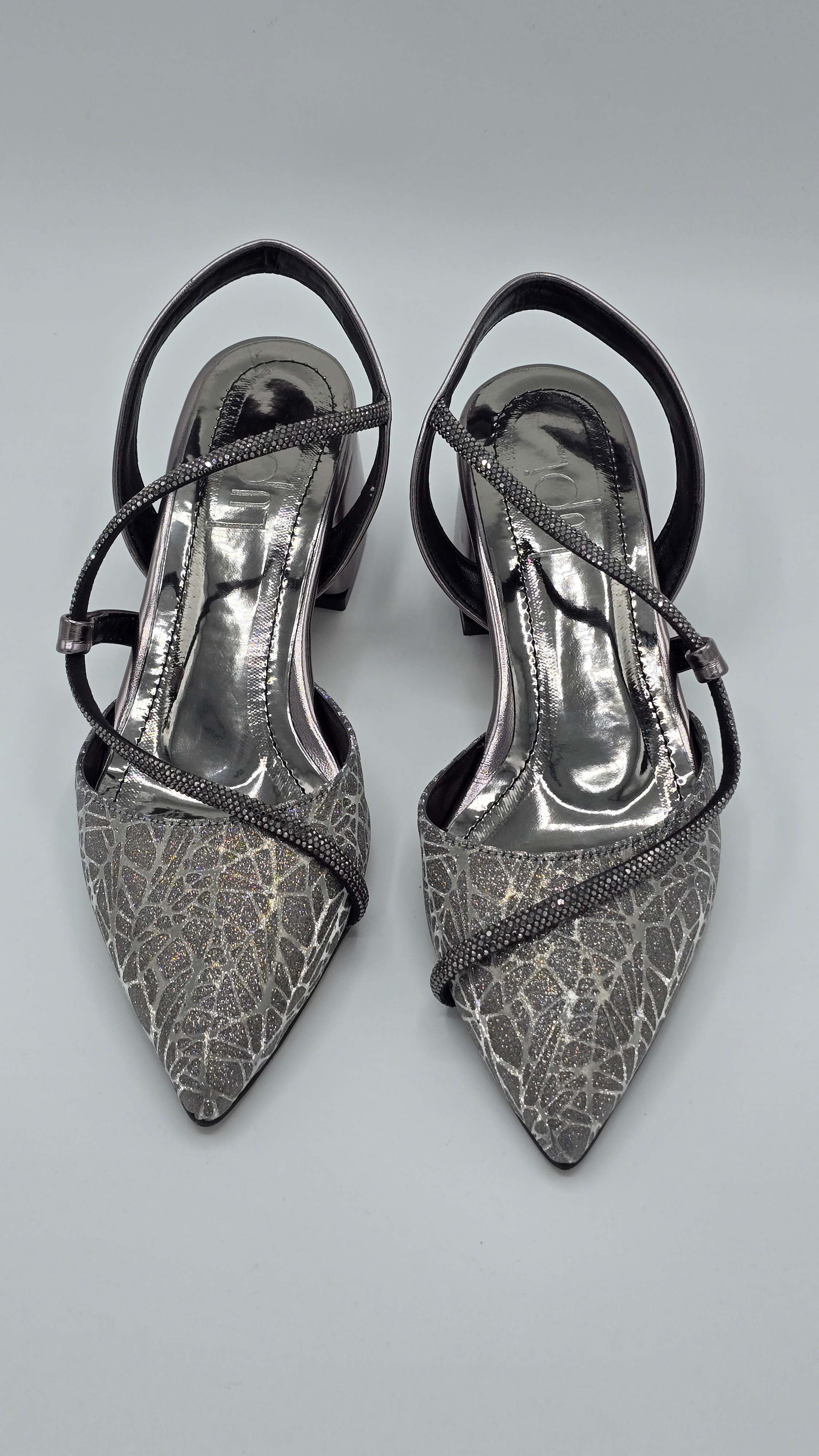 Luvestashoes Füme Taş Şerit Detaylı Simli Topuklu Stiletto