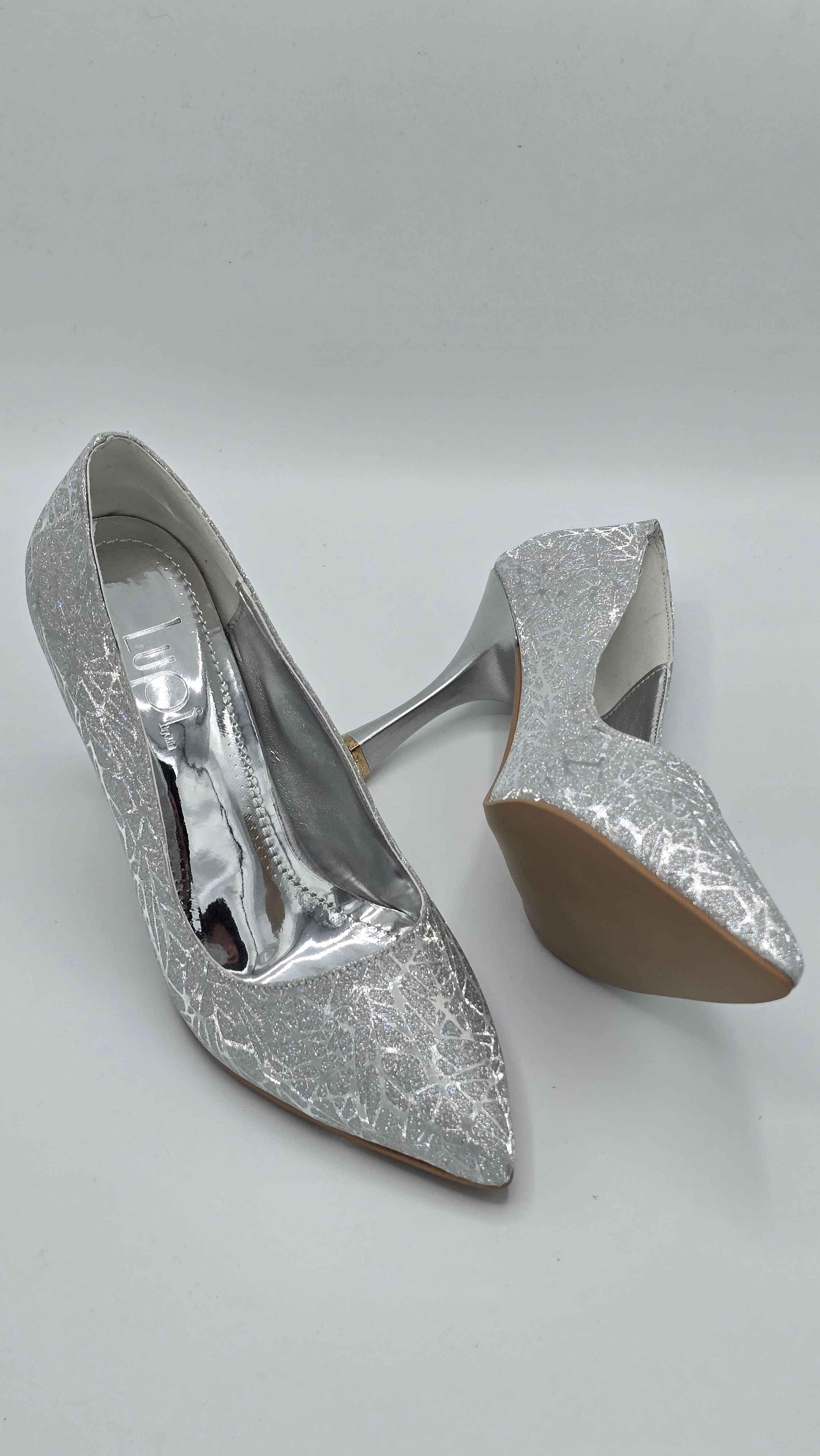 Luvestashoes Gece Siyahı Gümüş Nakışlı Ortopedik Stiletto