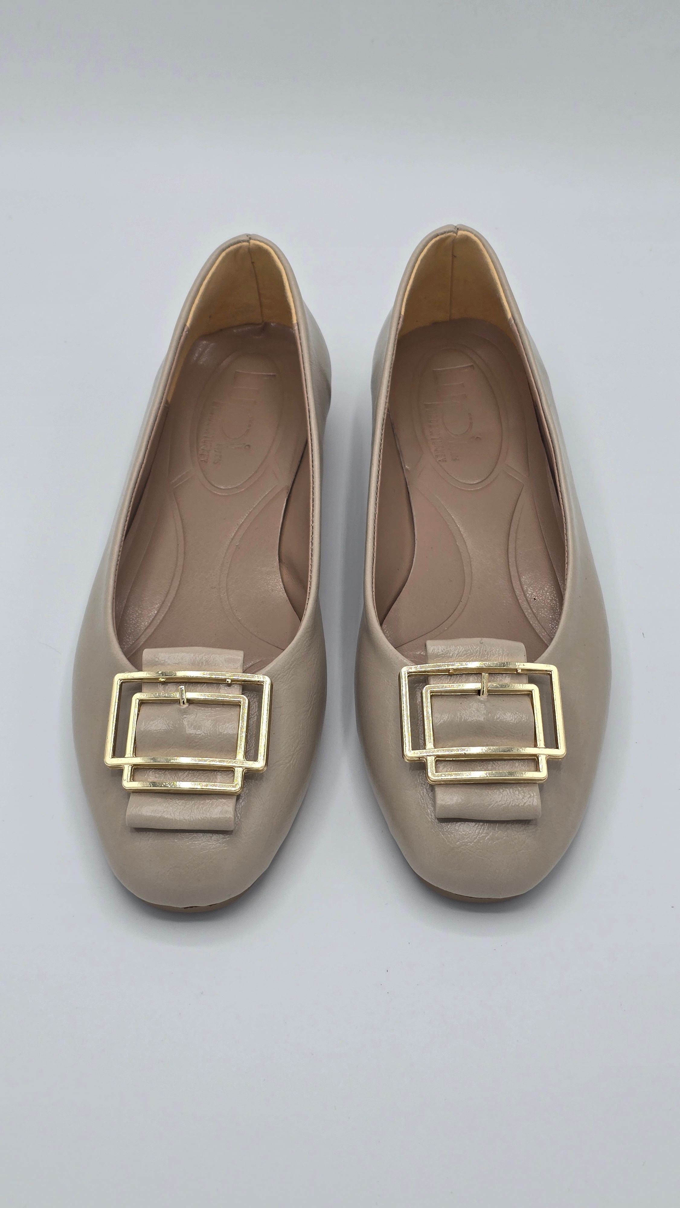Luvestashoes Gold Çerçeve Tokalı Babet Bej