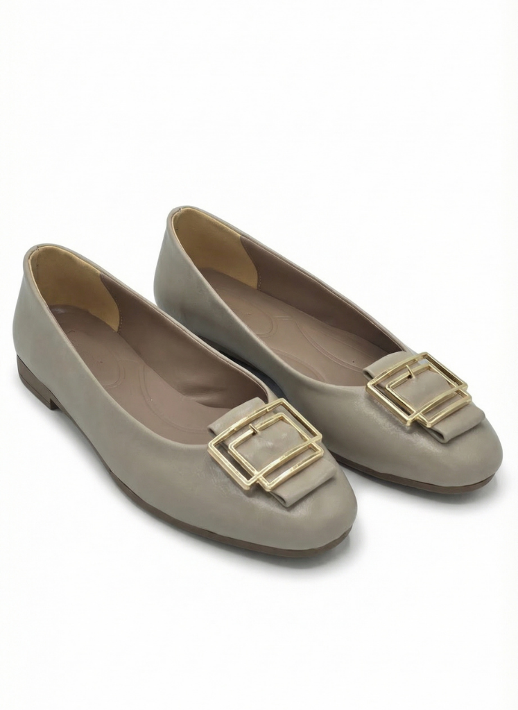 Luvestashoes Gold Çerçeve Tokalı Babet Bej