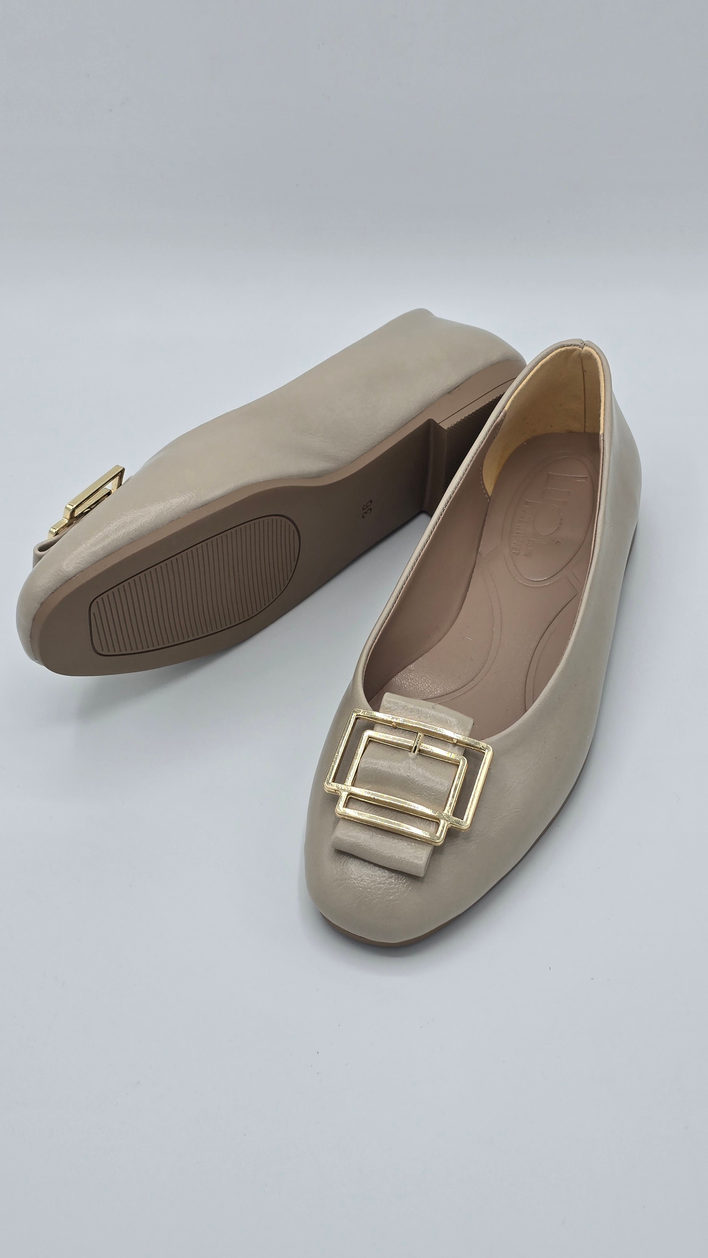 Luvestashoes Gold Çerçeve Tokalı Babet Bej