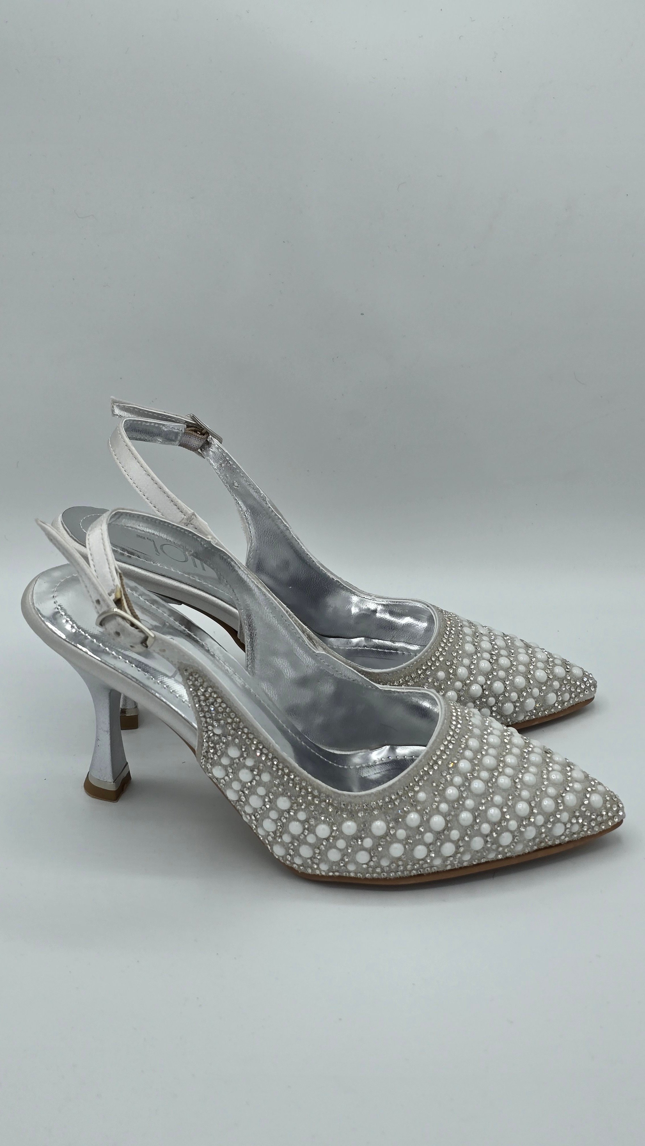 Luvestashoes Gümüş Matine Safir İnci Detaylı Ortopedik Stiletto