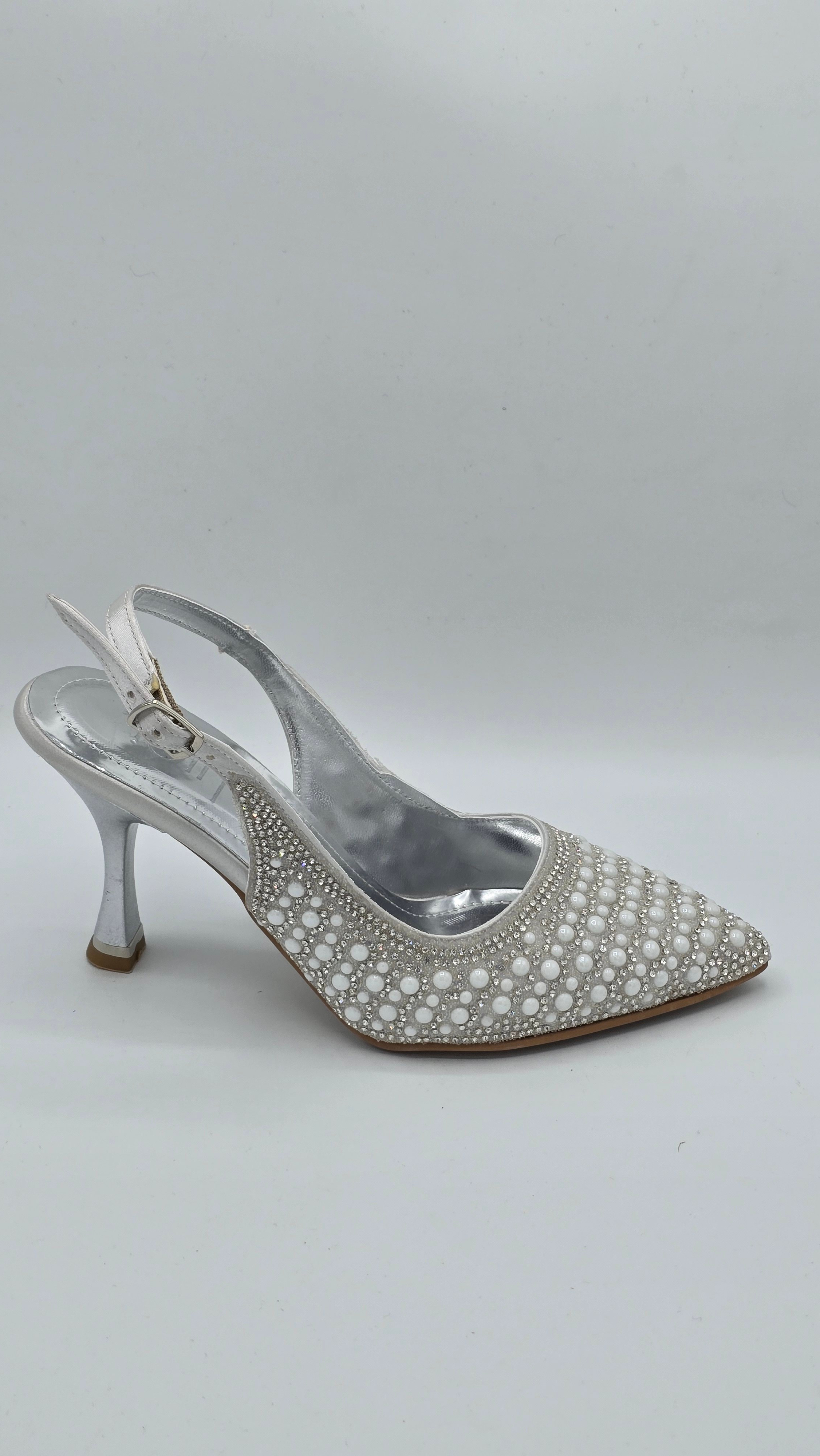 Luvestashoes Gümüş Matine Safir İnci Detaylı Ortopedik Stiletto