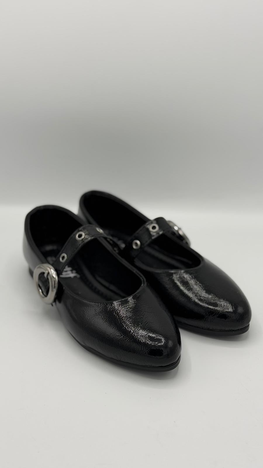 LUVESTASHOES GÜMÜŞ TOKALI SİVRİ BURUN BABET