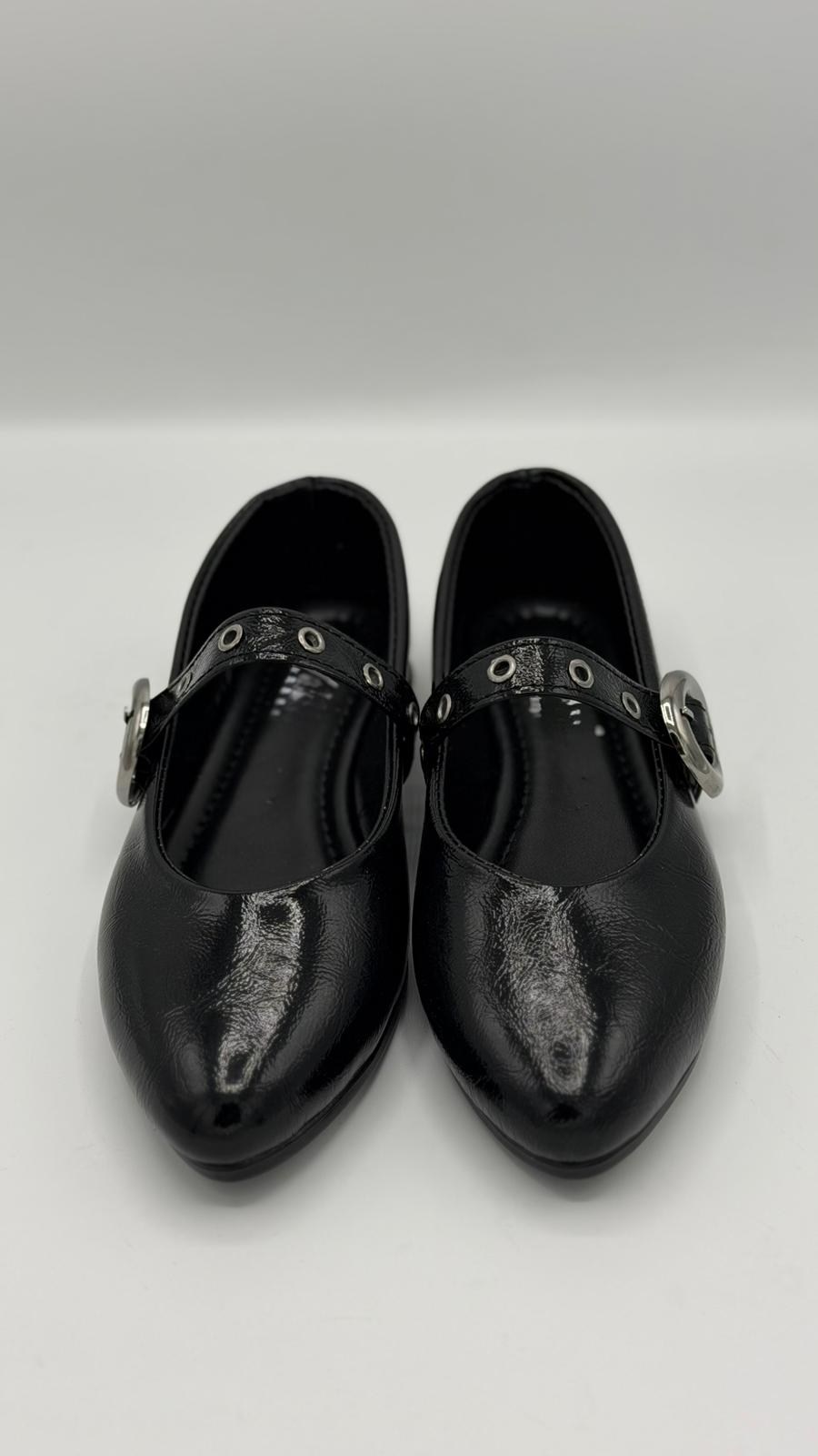 LUVESTASHOES GÜMÜŞ TOKALI SİVRİ BURUN BABET
