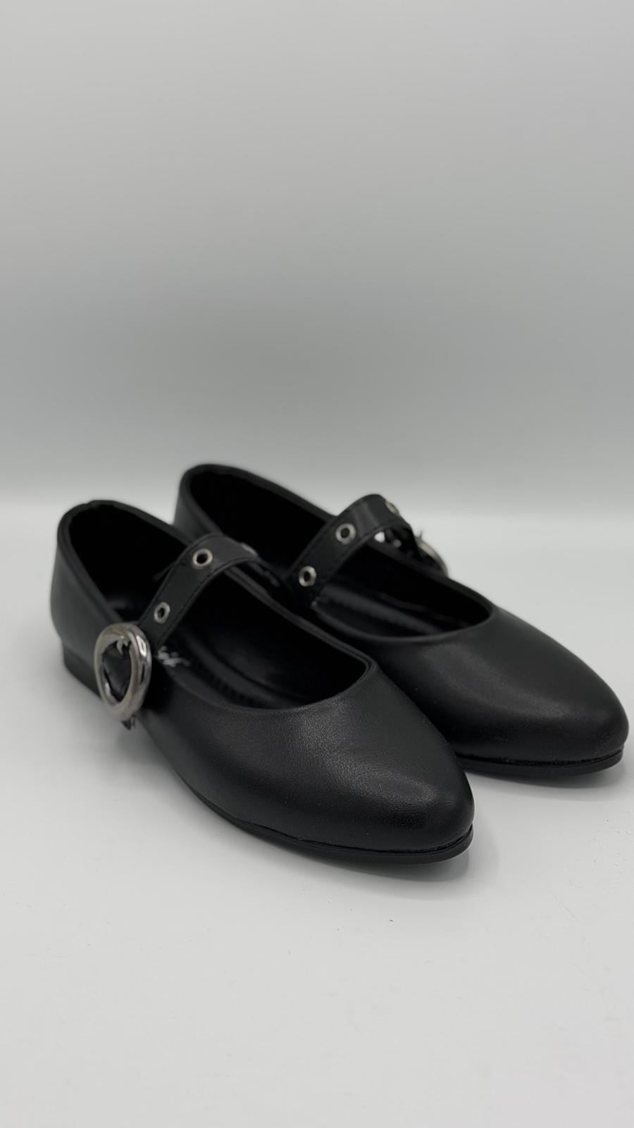 LUVESTASHOES GÜMÜŞ TOKALI SİVRİ BURUN BABET
