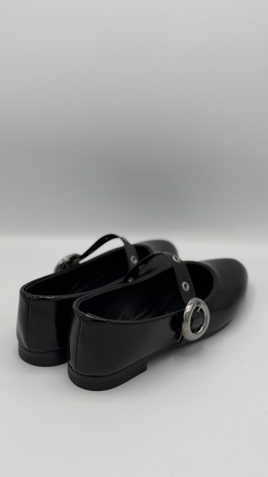 LUVESTASHOES GÜMÜŞ TOKALI SİVRİ BURUN BABET