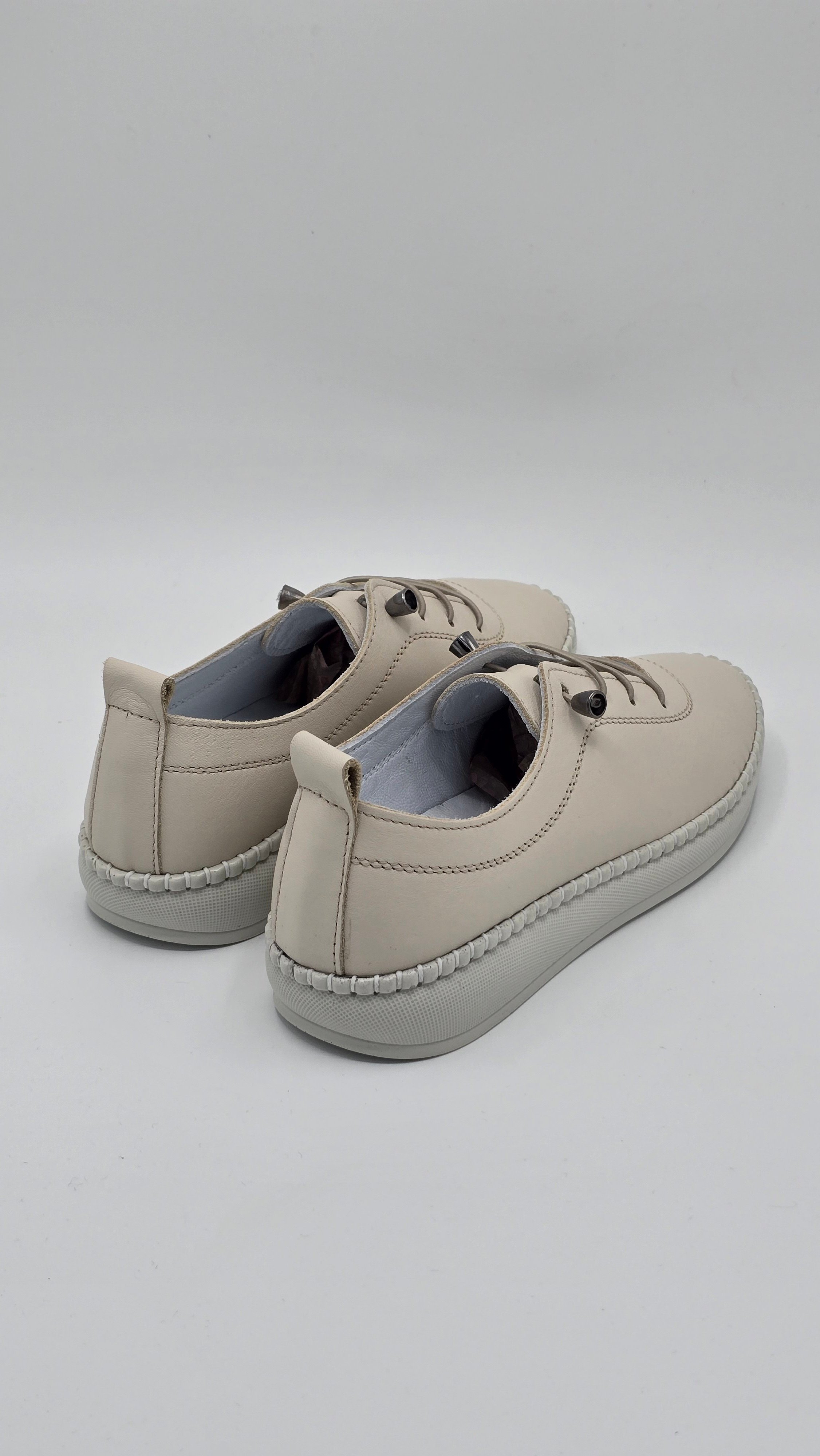 LUVESTASHOES HAKİKİ DERİ LASTİKLİ BABET