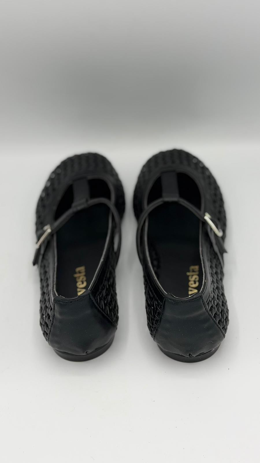 LUVESTASHOES HASIR ÖRGÜ DESENLİ SİYAH BABET