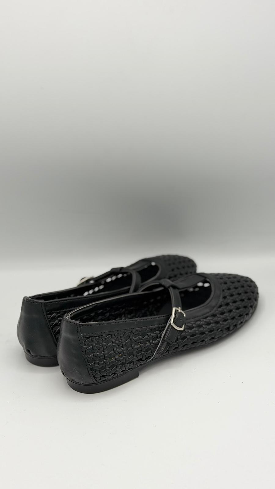 LUVESTASHOES HASIR ÖRGÜ DESENLİ SİYAH BABET