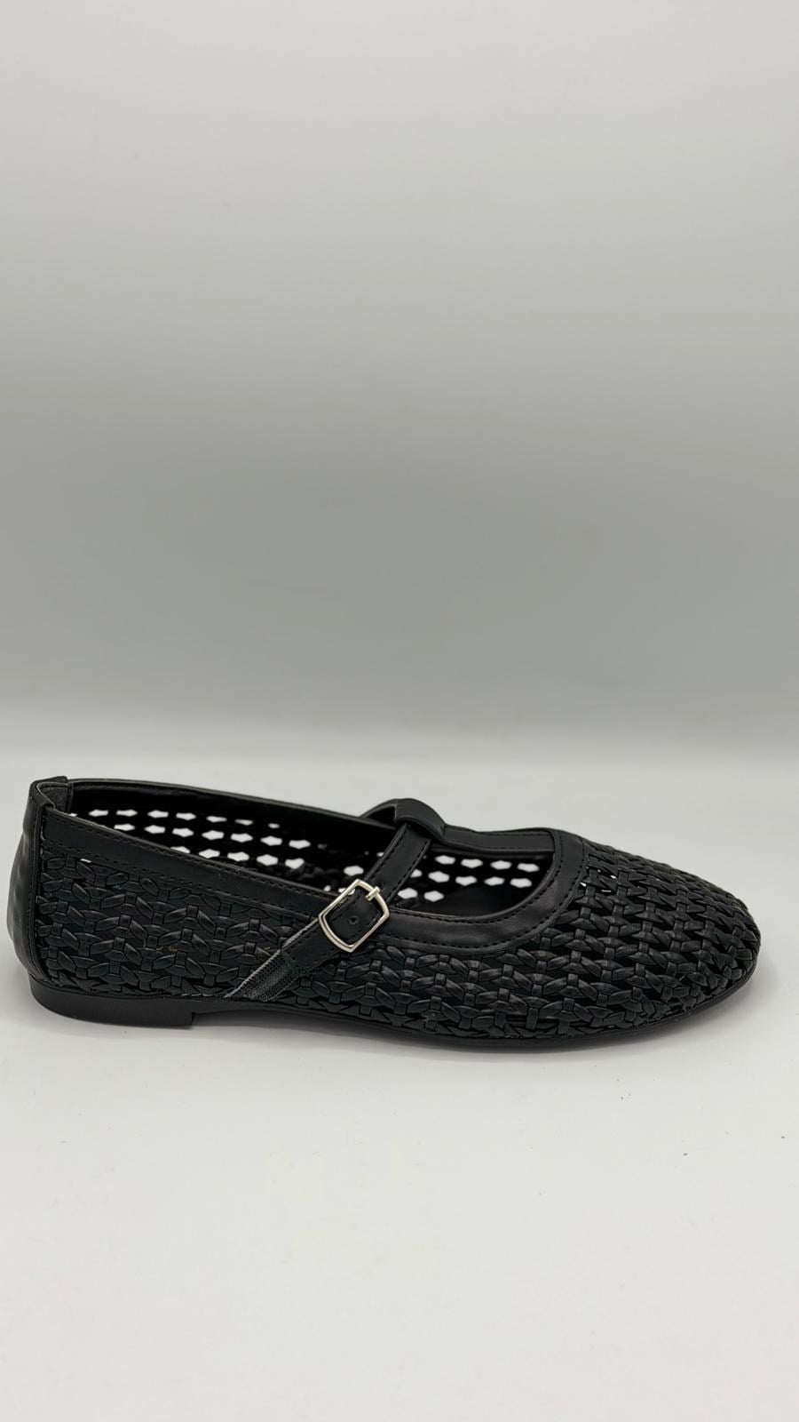 LUVESTASHOES HASIR ÖRGÜ DESENLİ SİYAH BABET